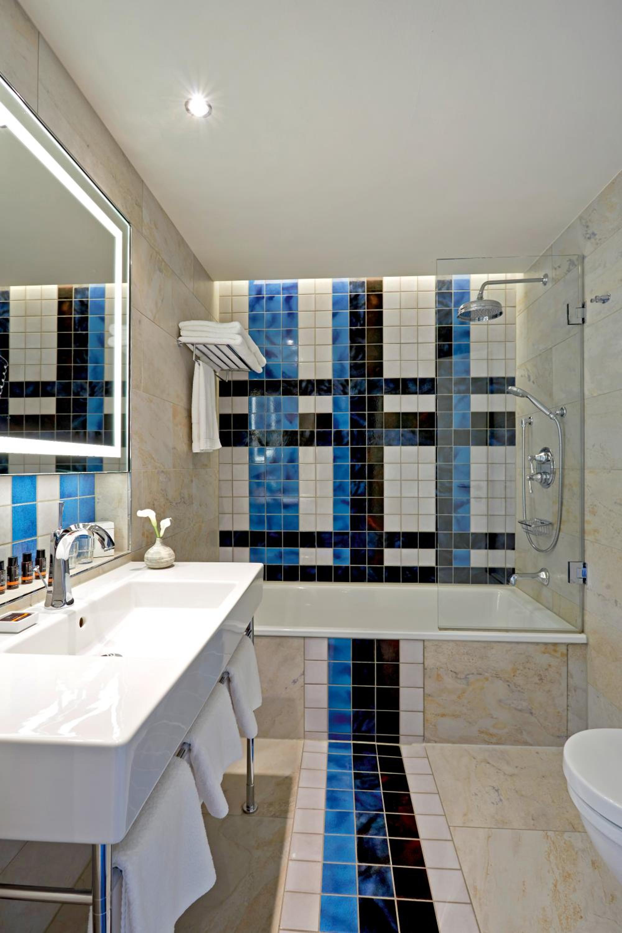 Double Room Landview - Photo 5