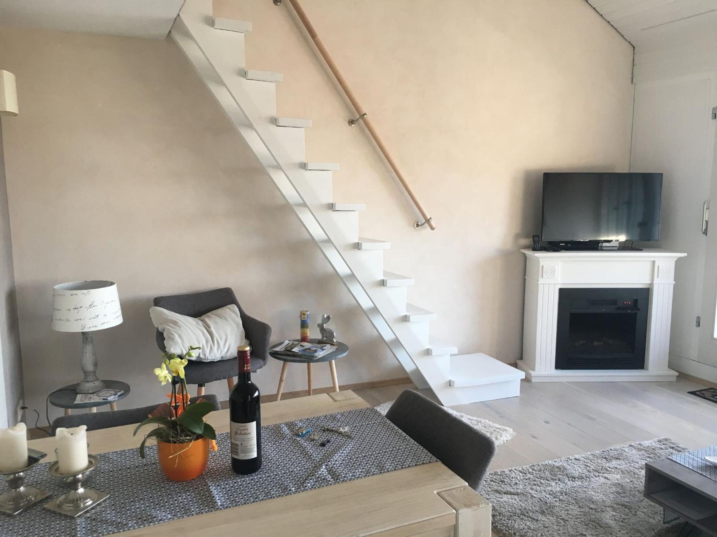 Apartment photo 1