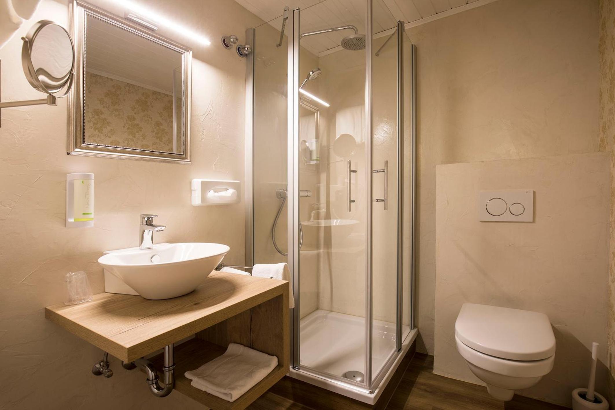 Standard Double Room - Photo 2