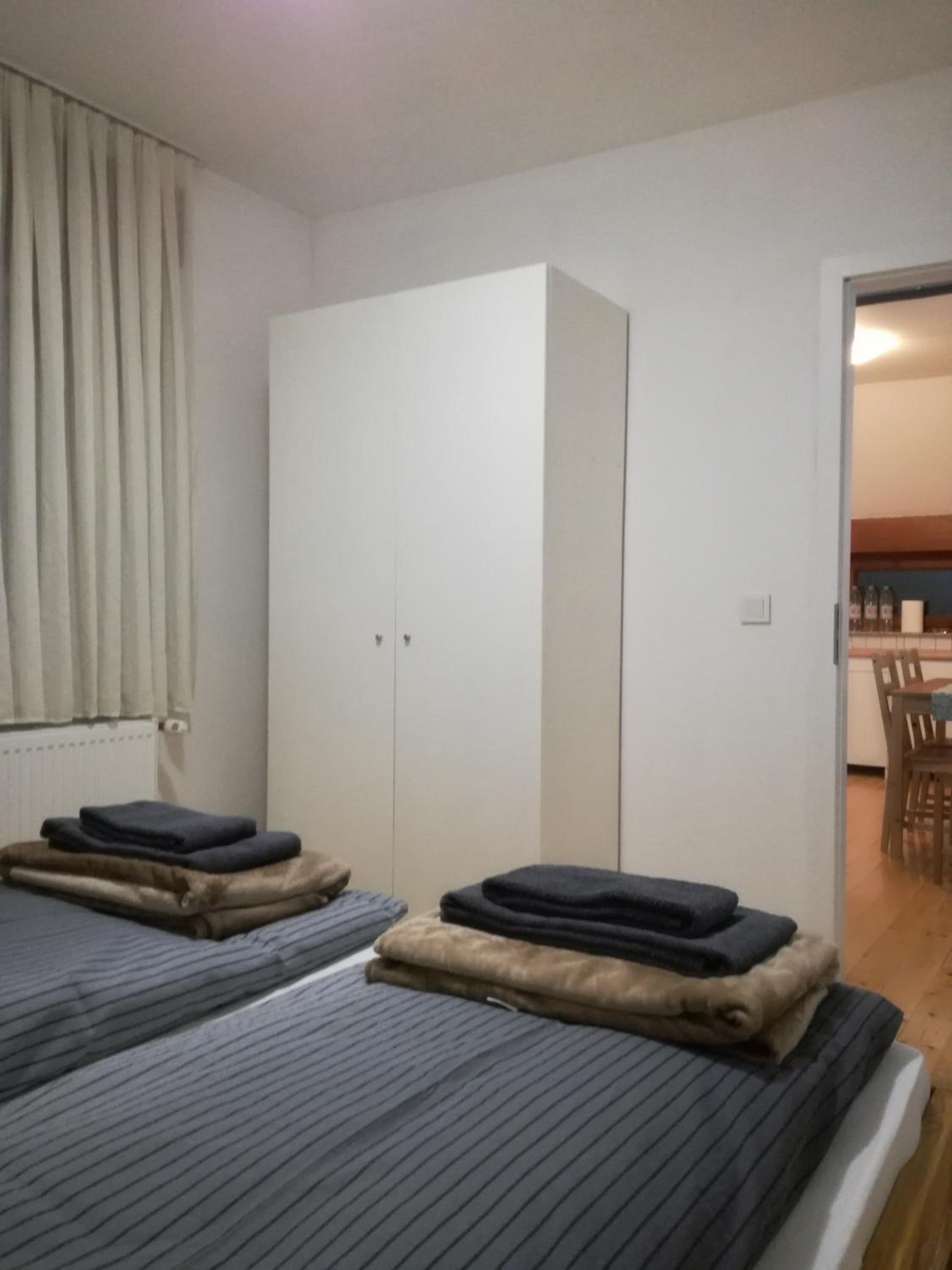 One-Bedroom Apartment - Photo 4