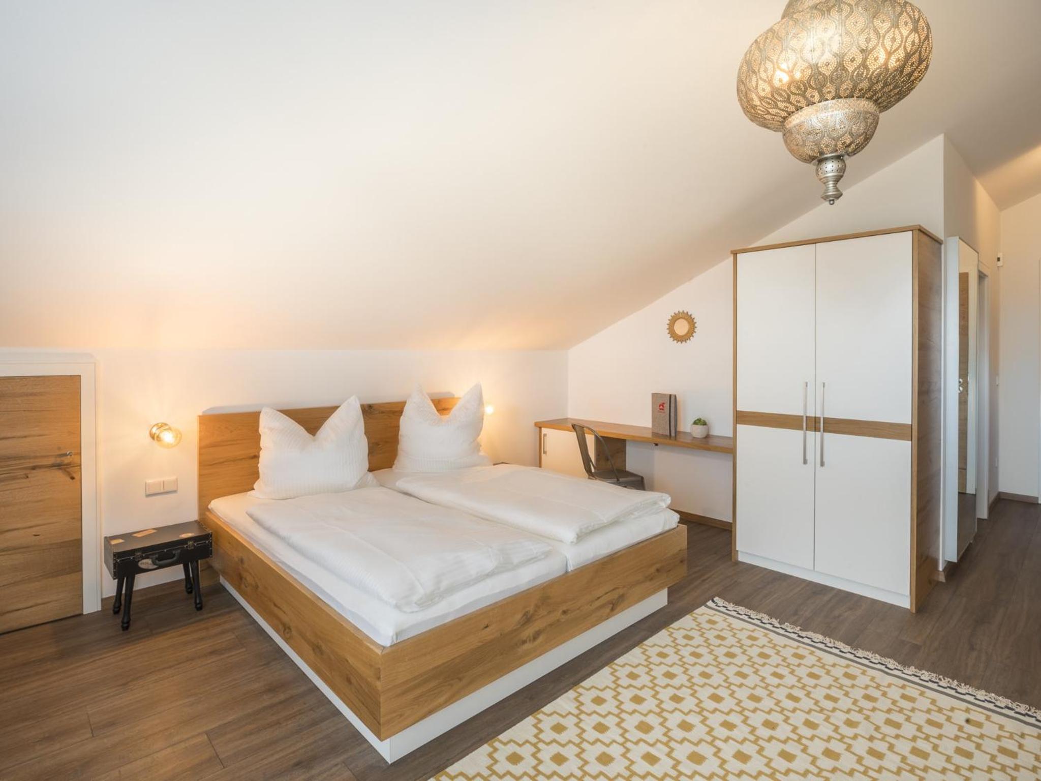 Double Room with Balcony (3 Adults) photo 1