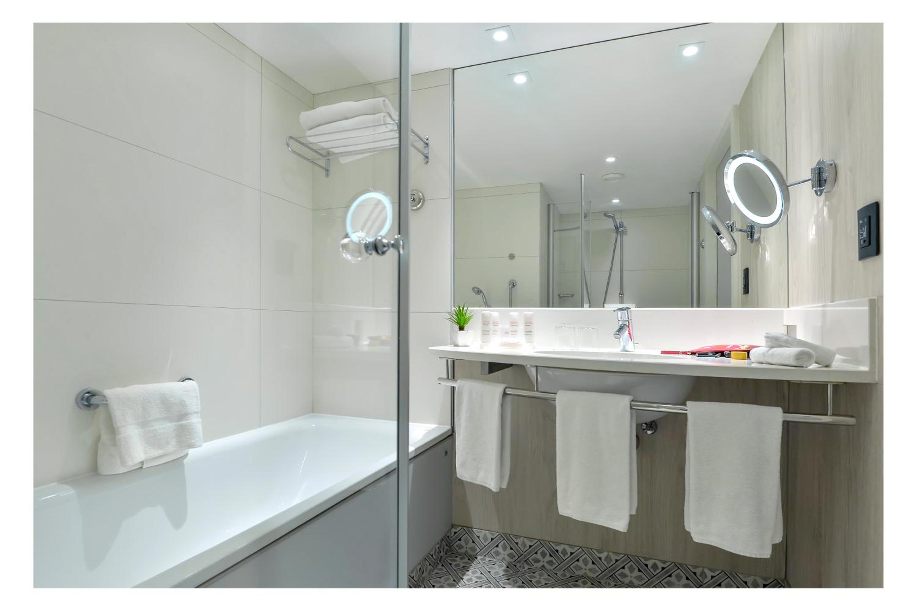 Bay View Suite with Terrace - Photo 2