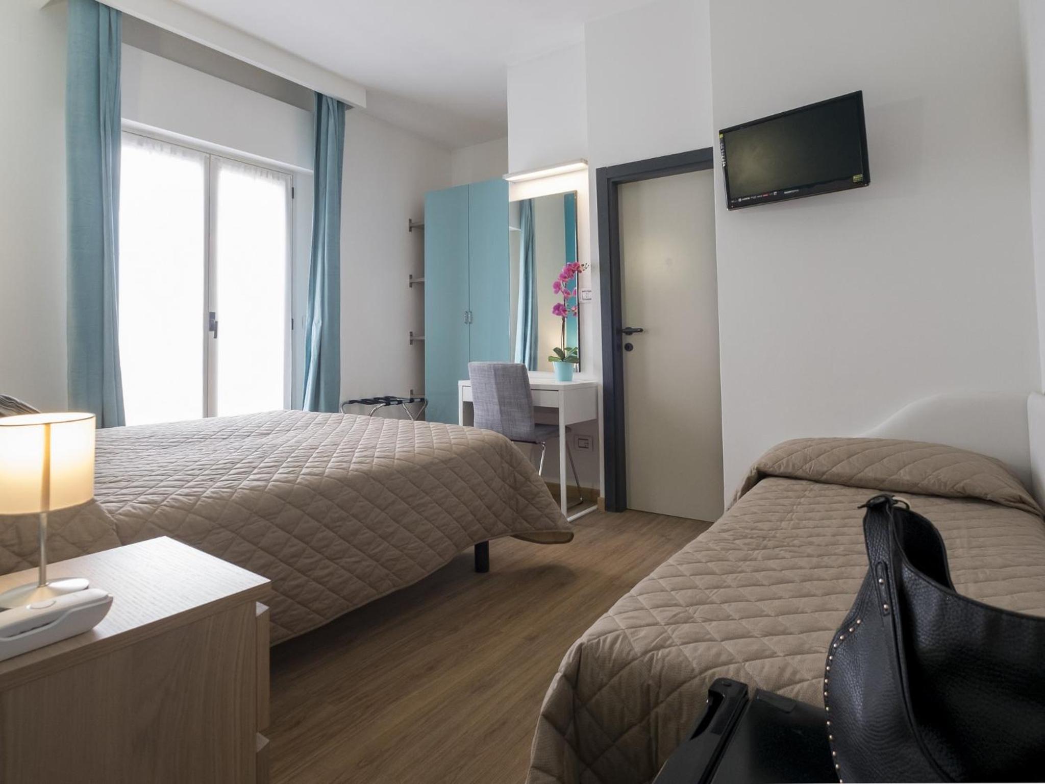 Triple Room photo 3