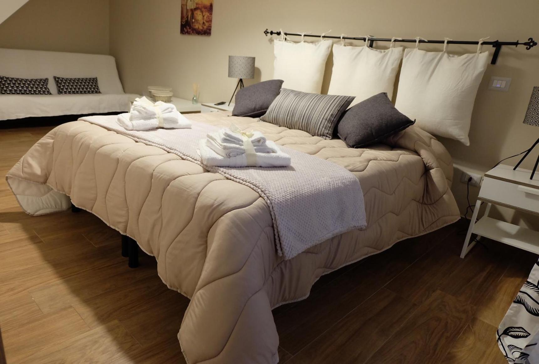 Double Room with Private Bathroom photo 2