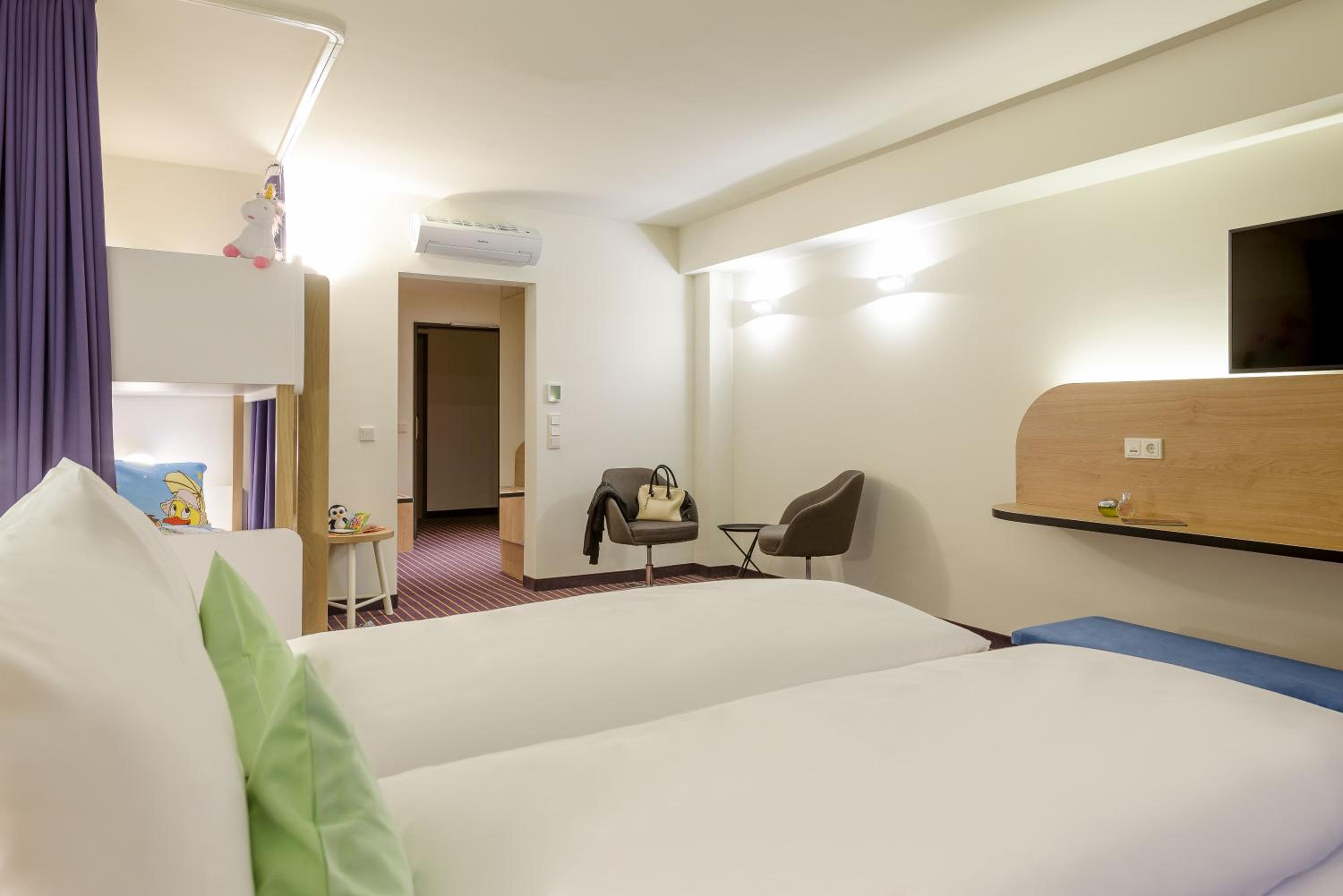 Family Room with Double Bed and Bunk Bed - Photo 16