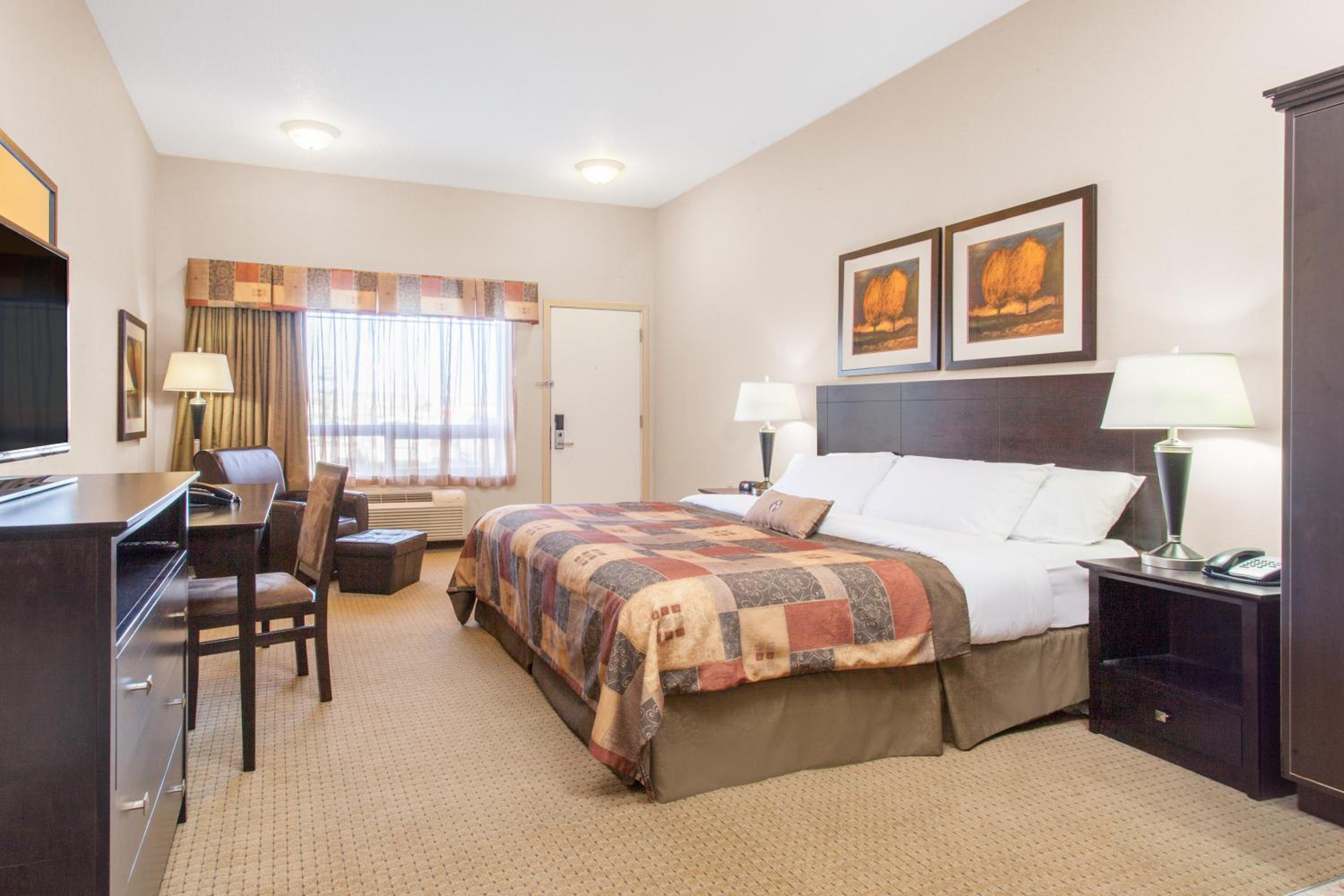 King Room- Non-Smoking - Photo 3