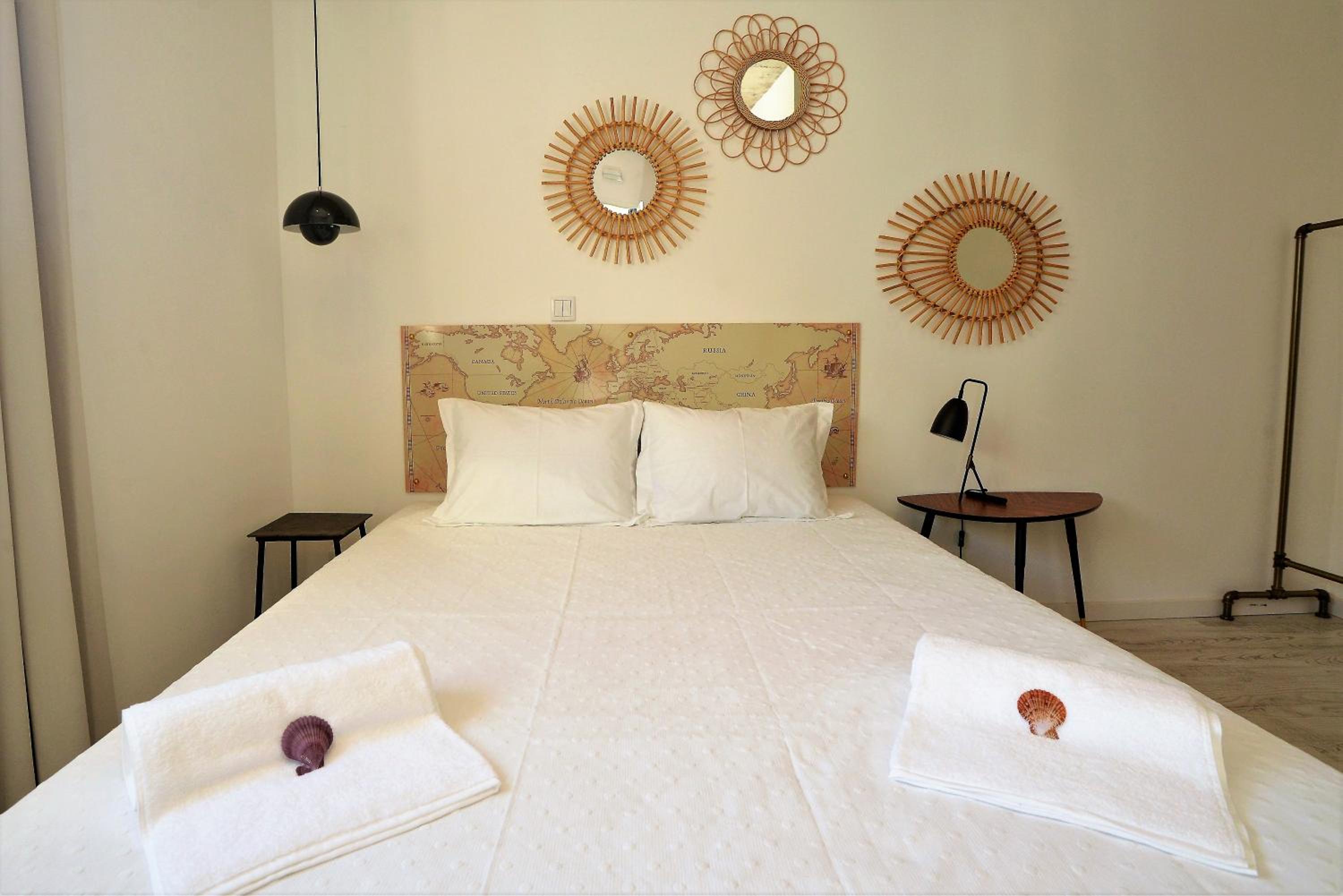 Double or Twin Room with Private Bathroom photo 3