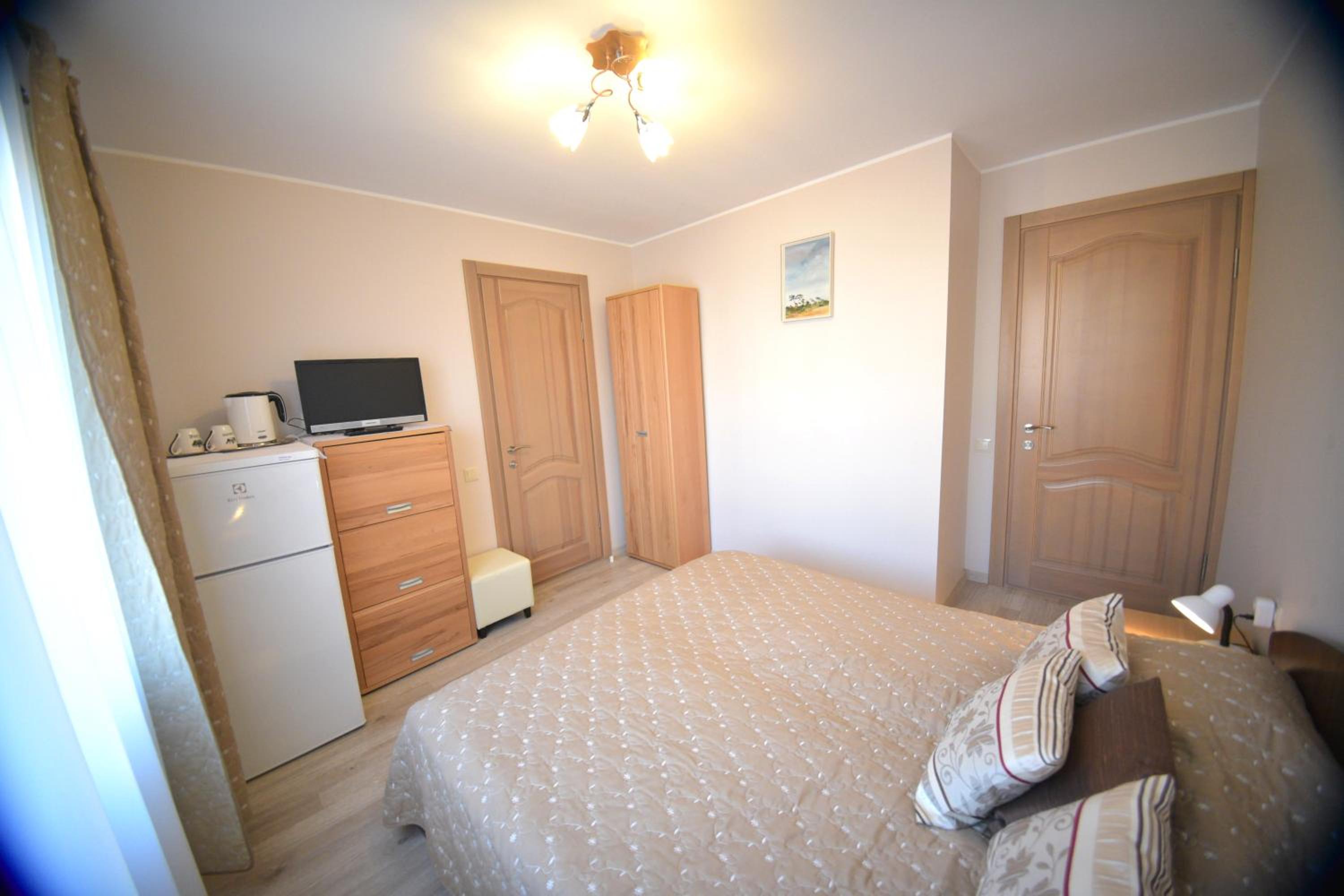 Double Room - Photo 3