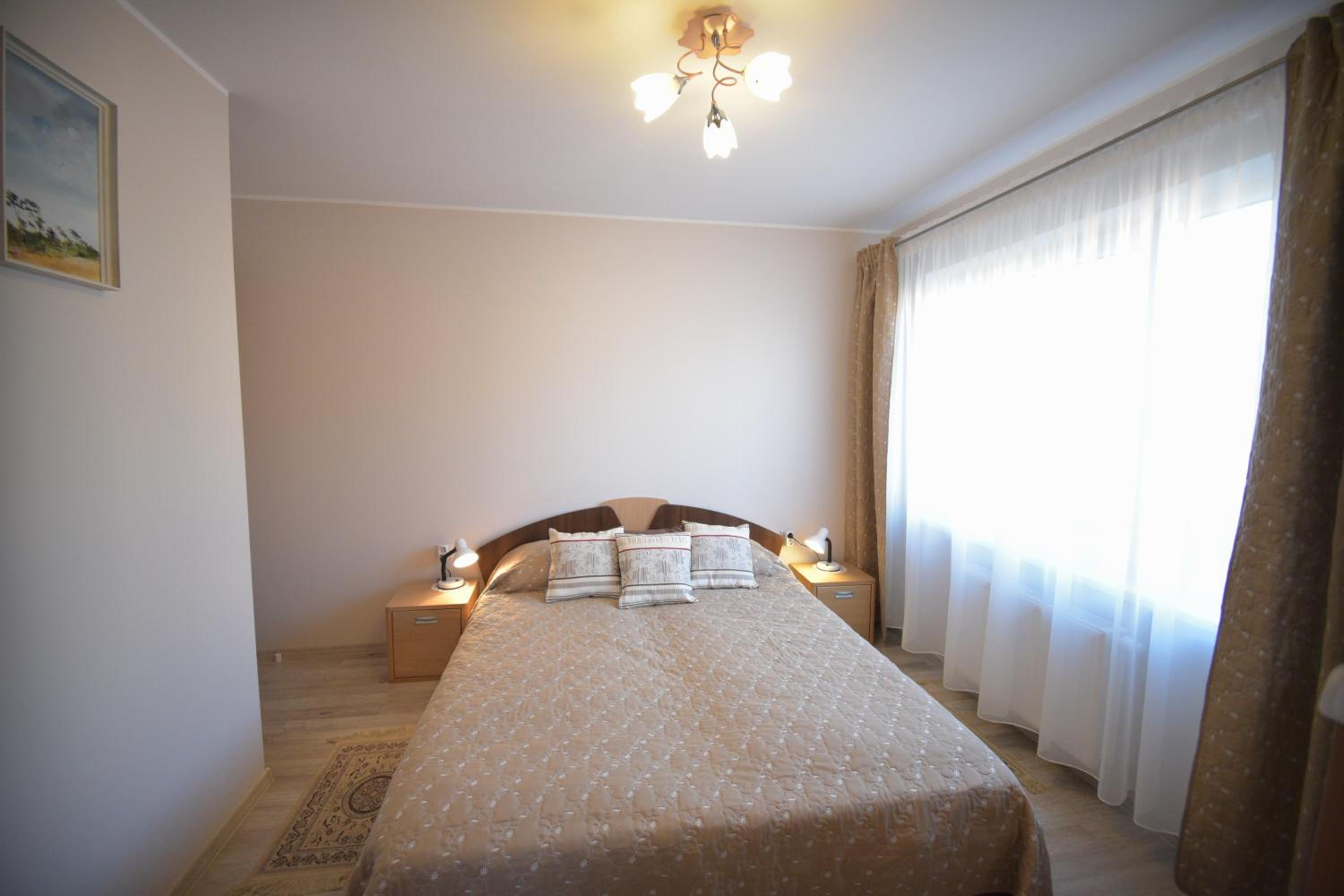 Double Room - Photo 1