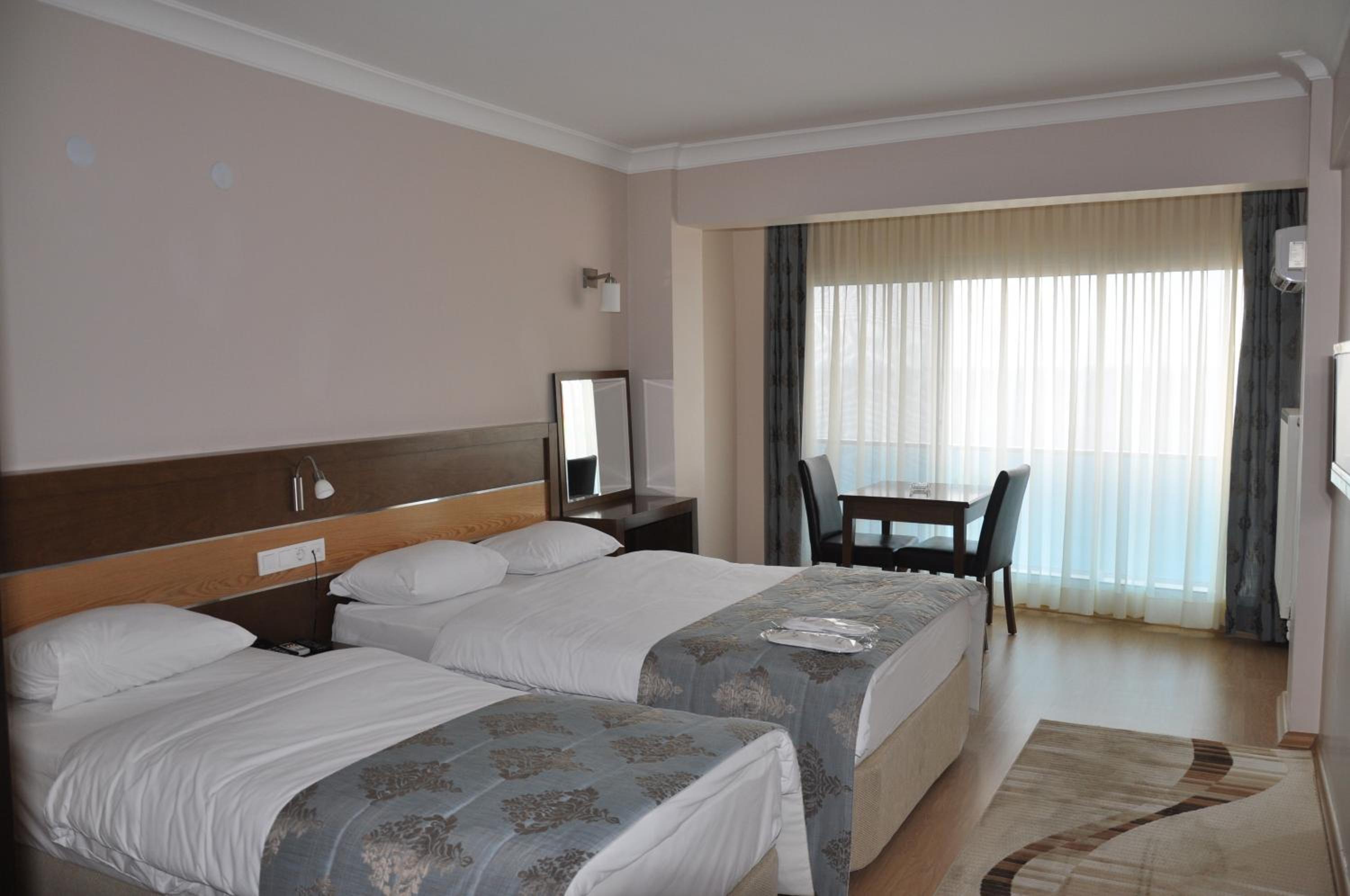 Triple Room with Sea View