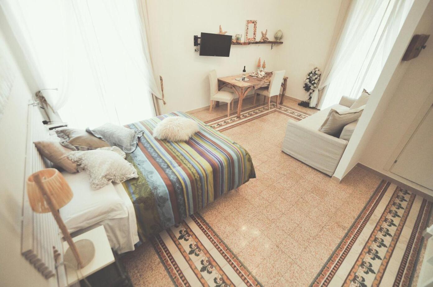 Suite with Sea View - Photo 15