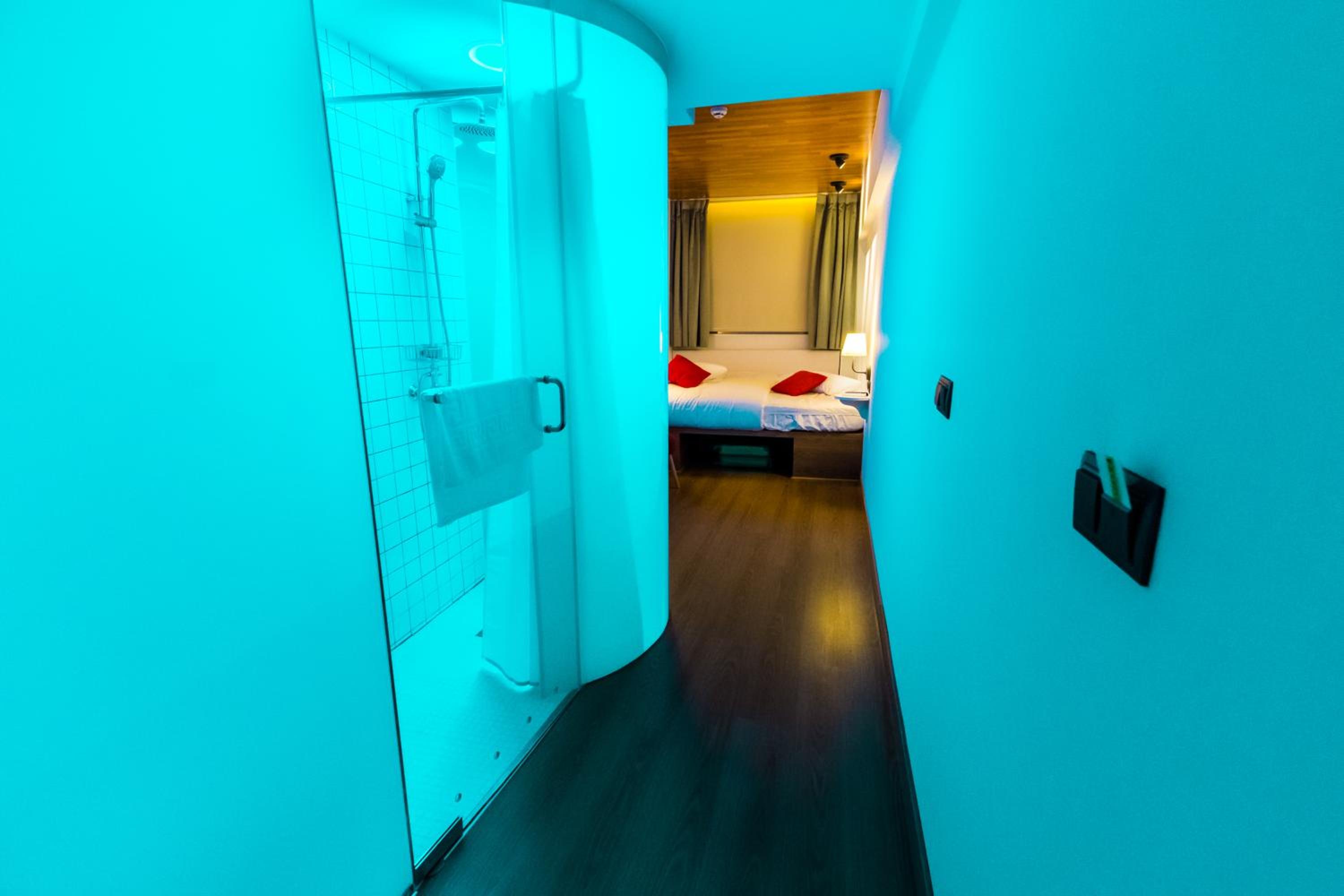Double Room with Private Bathroom photo 2