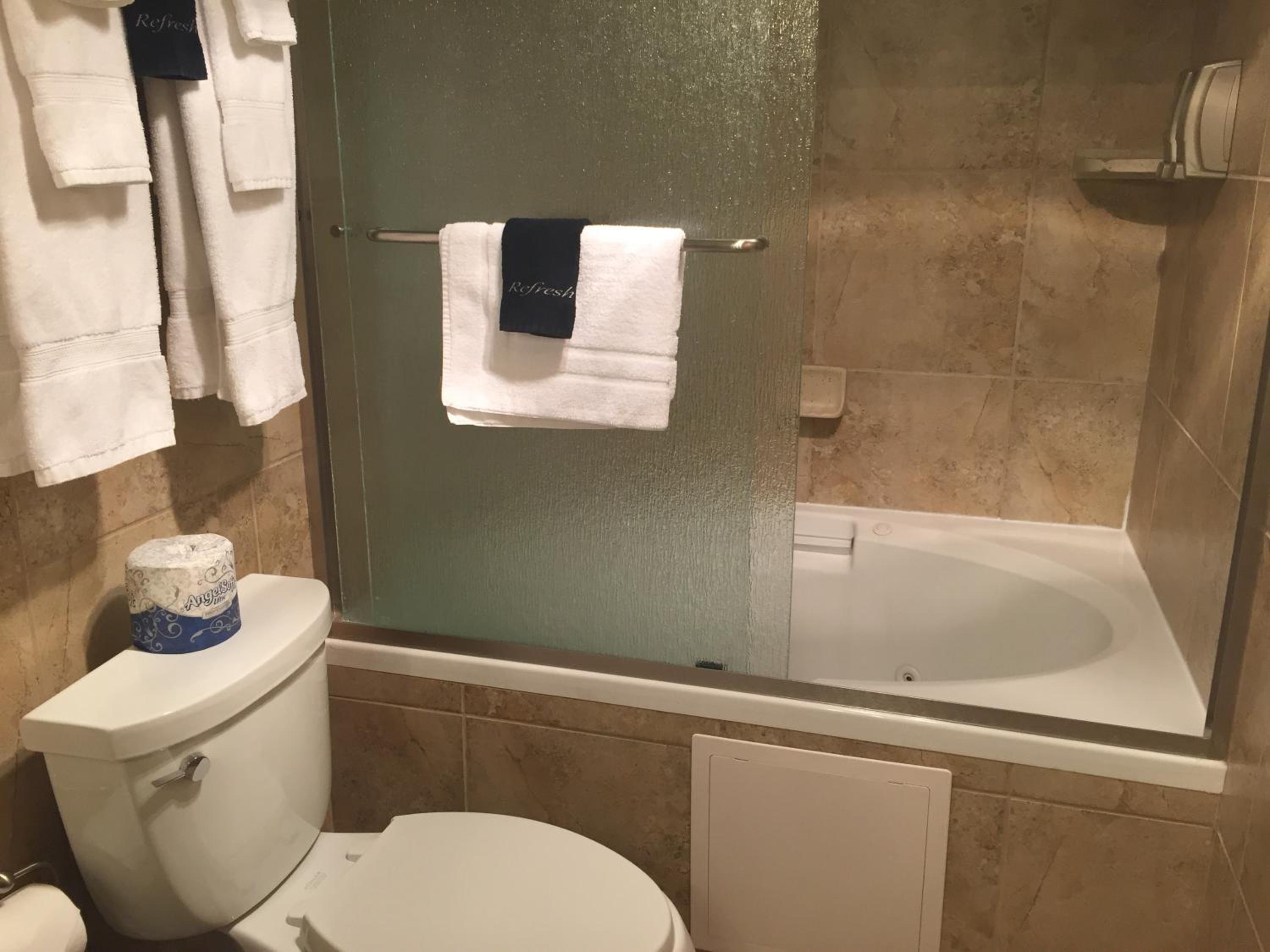 King Suite with Spa Bath