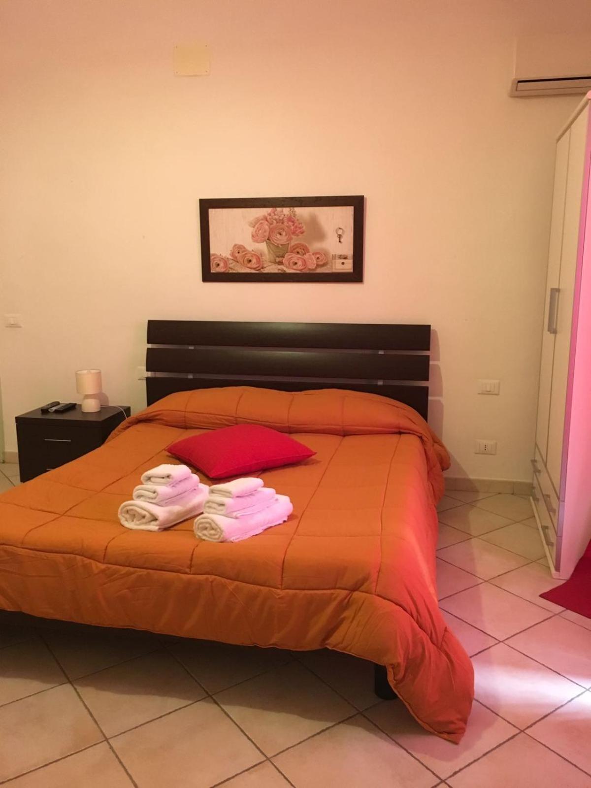 One-Bedroom House photo 3