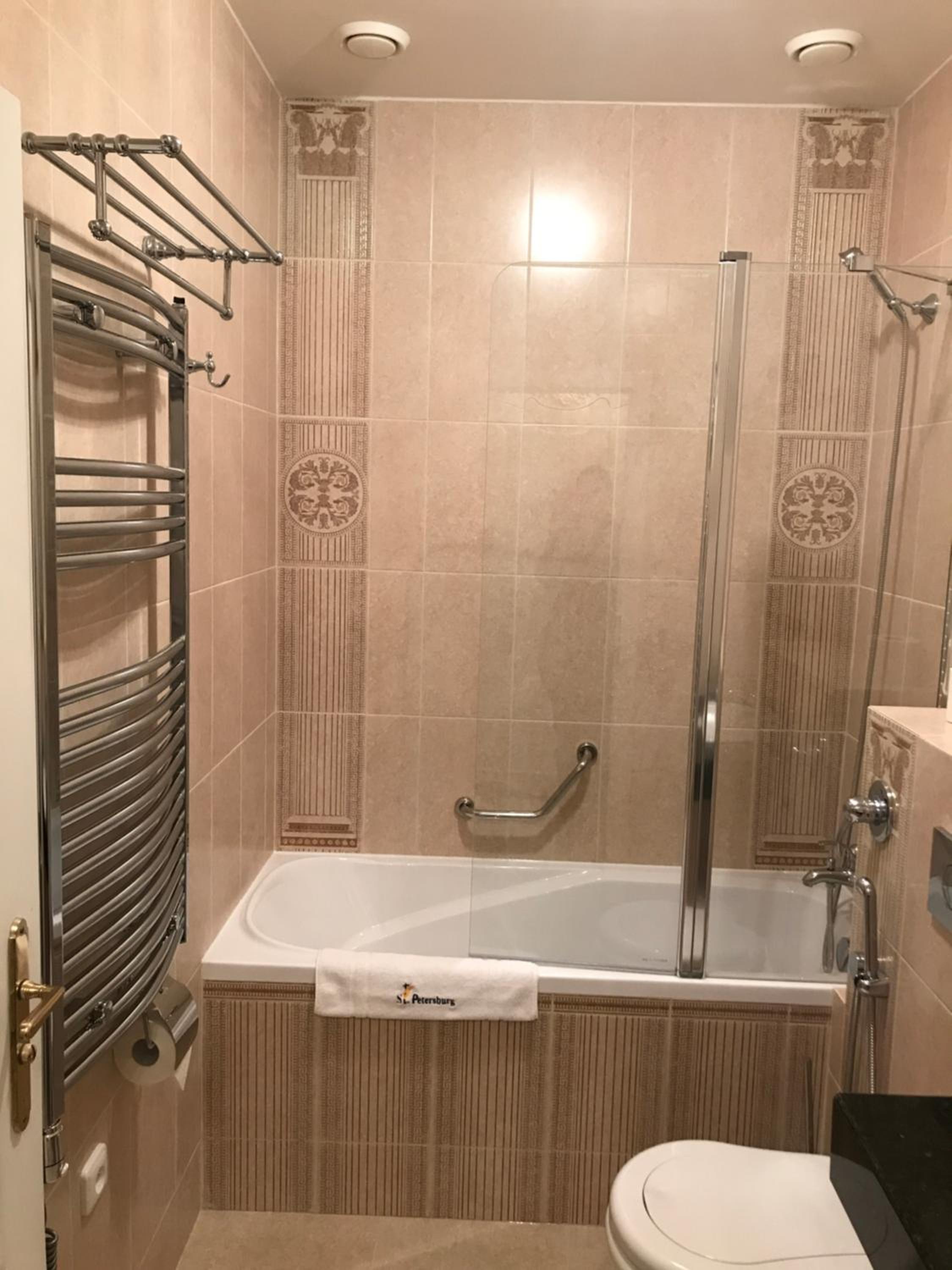 Deluxe Double Room - Photo 18