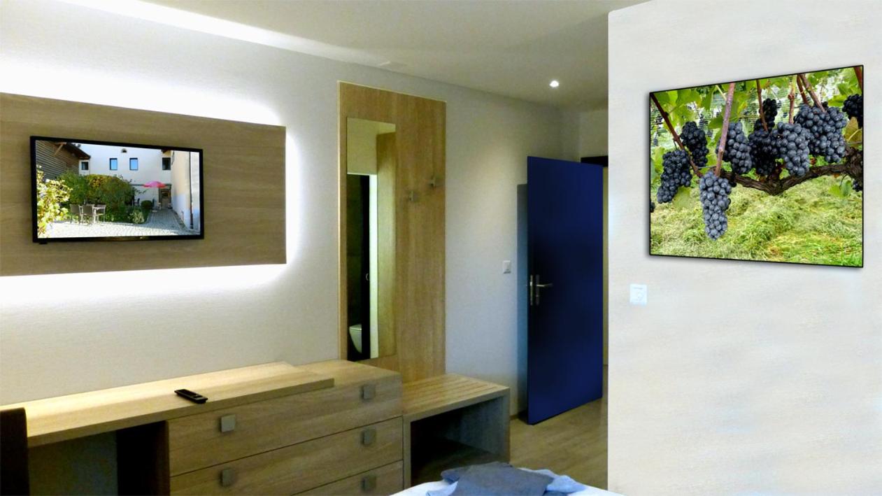 Double Room - Photo 2