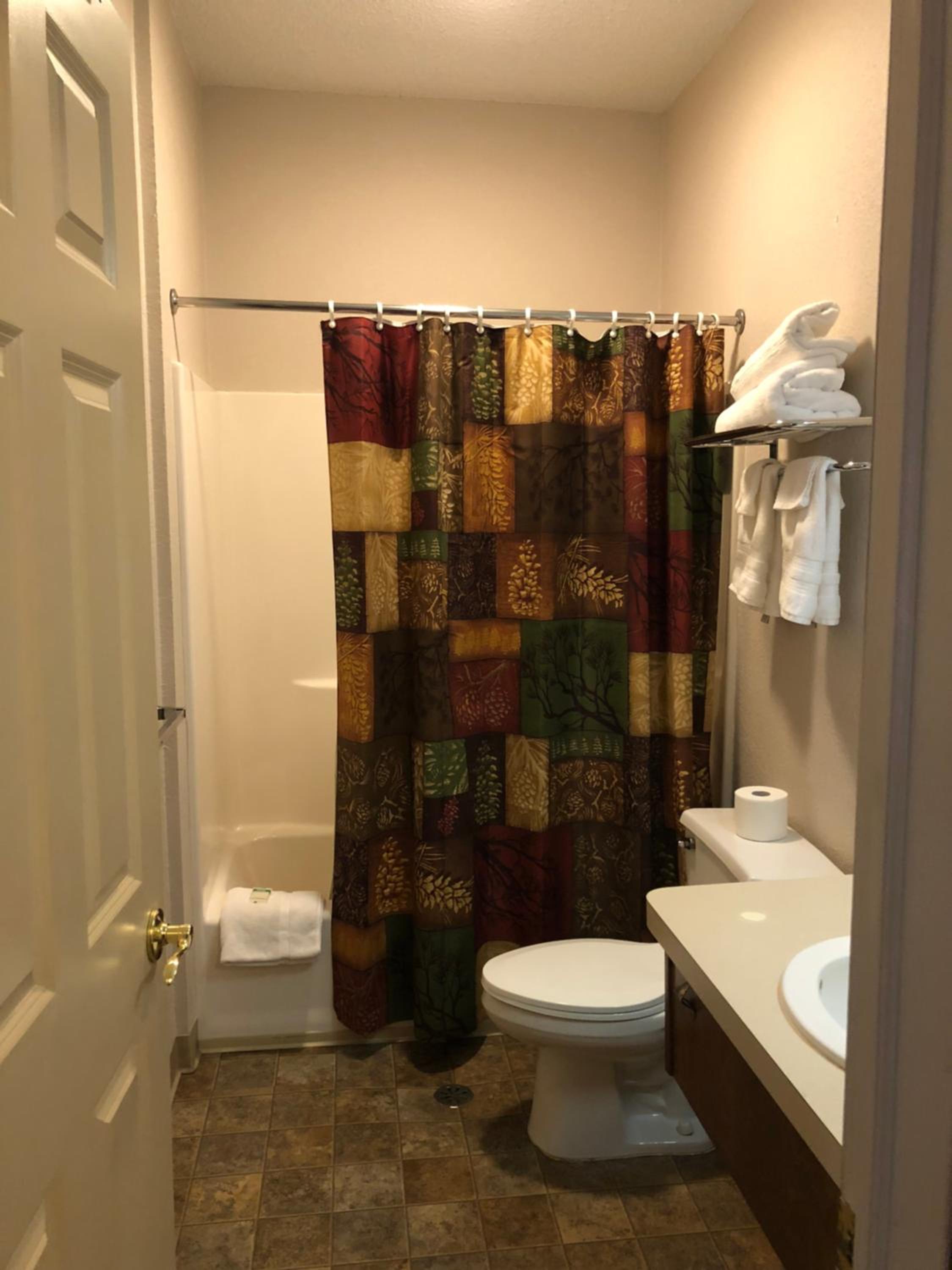 Deluxe Double Room with Bath photo 3