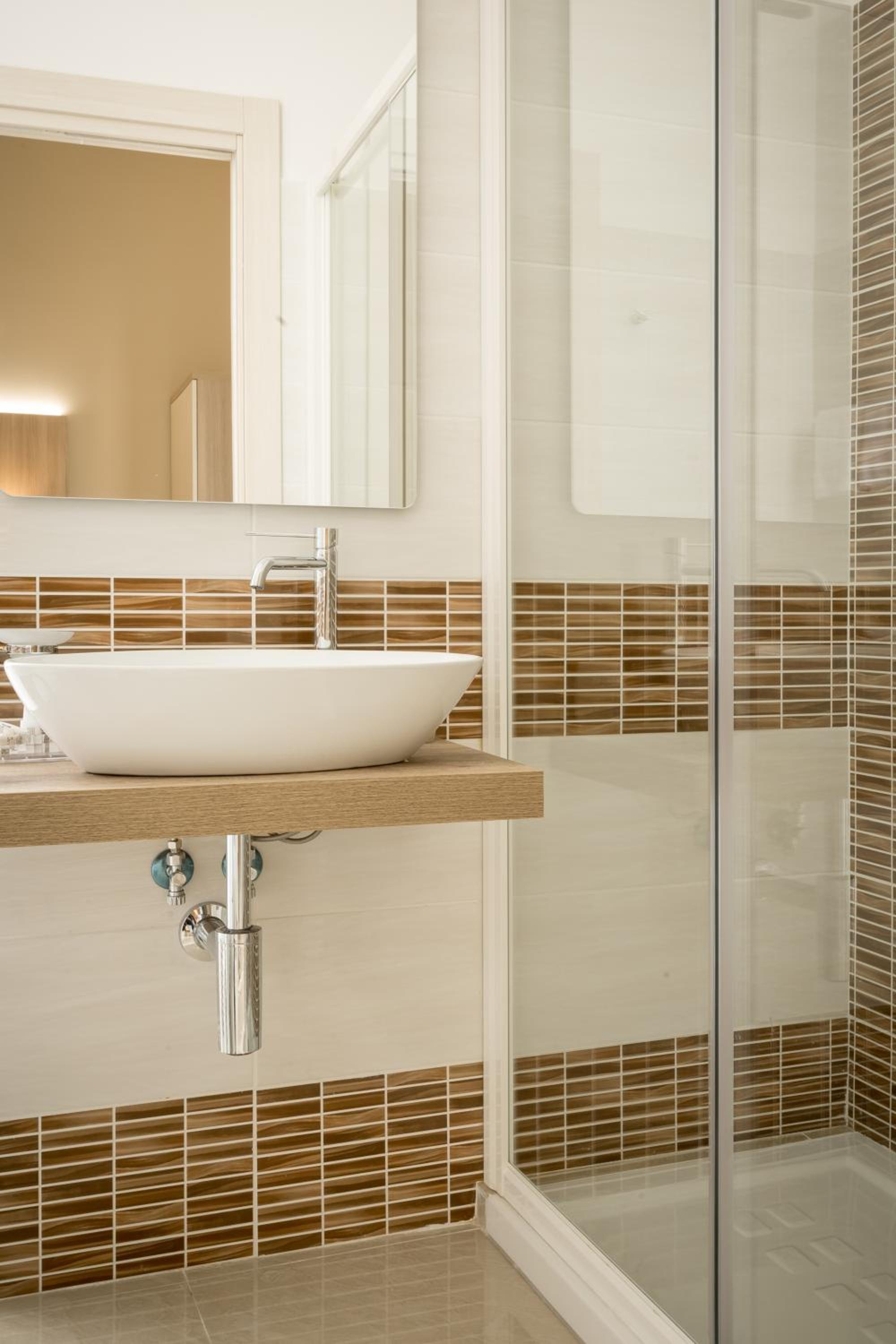 Superior Triple Room - Photo 9