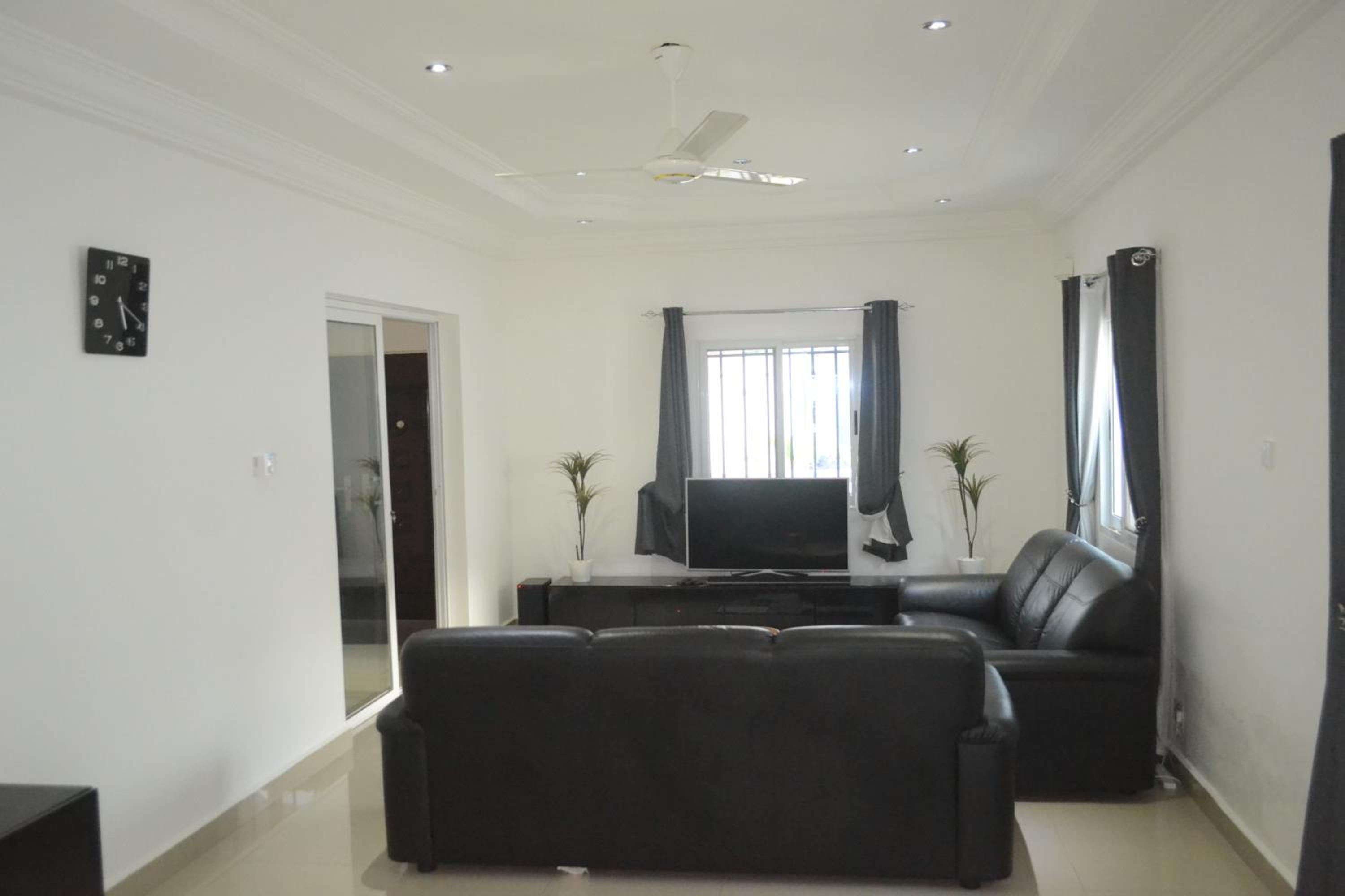 Villa photo 1