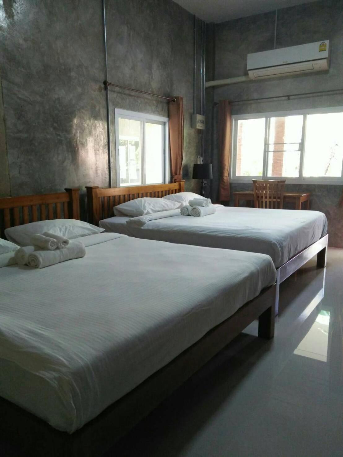Classic Quadruple Room photo 2