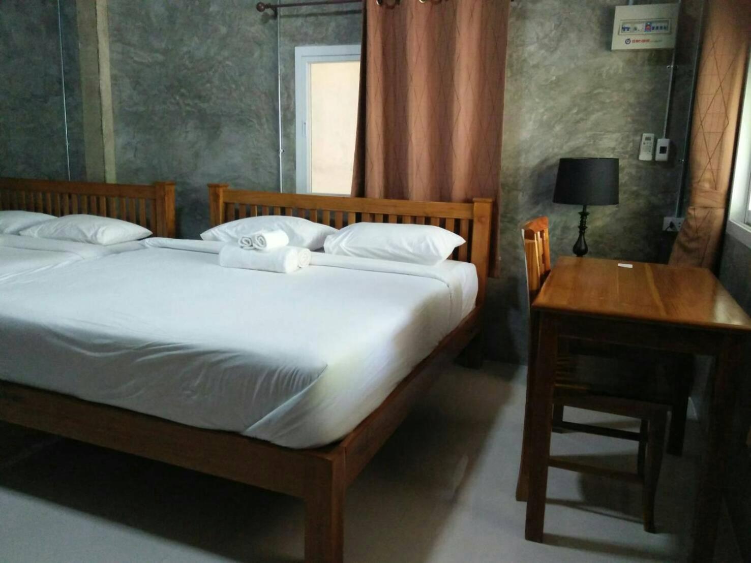Classic Quadruple Room photo 3