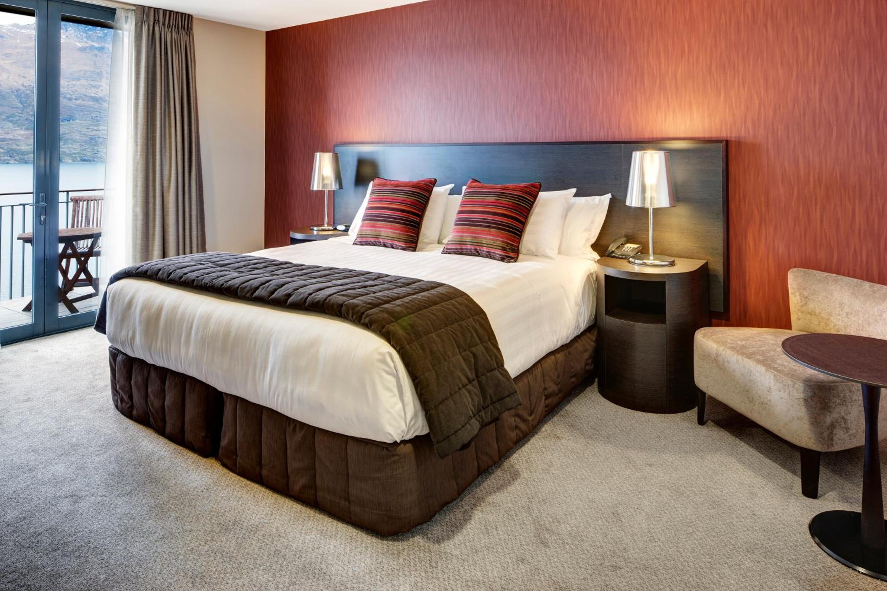 Deluxe Room Lakeview