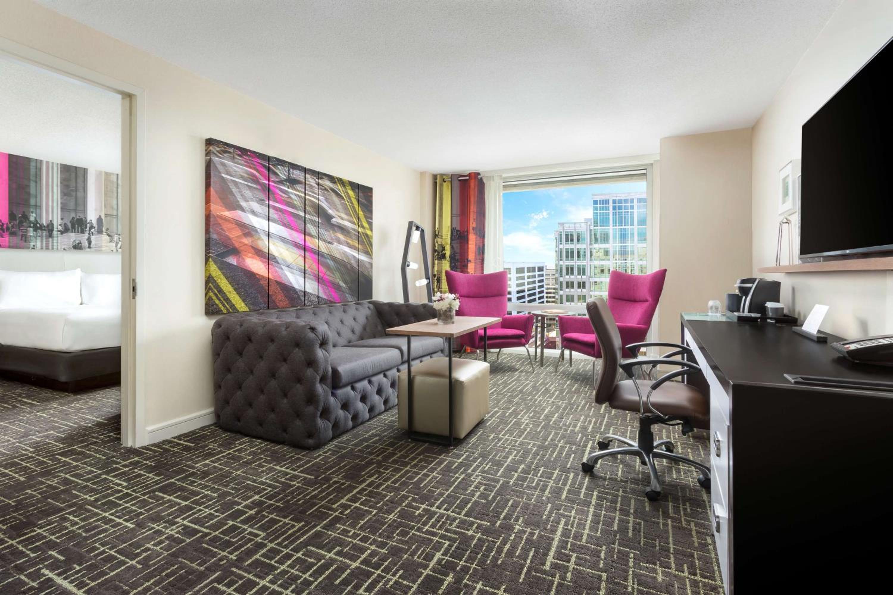 Executive Suite photo 2