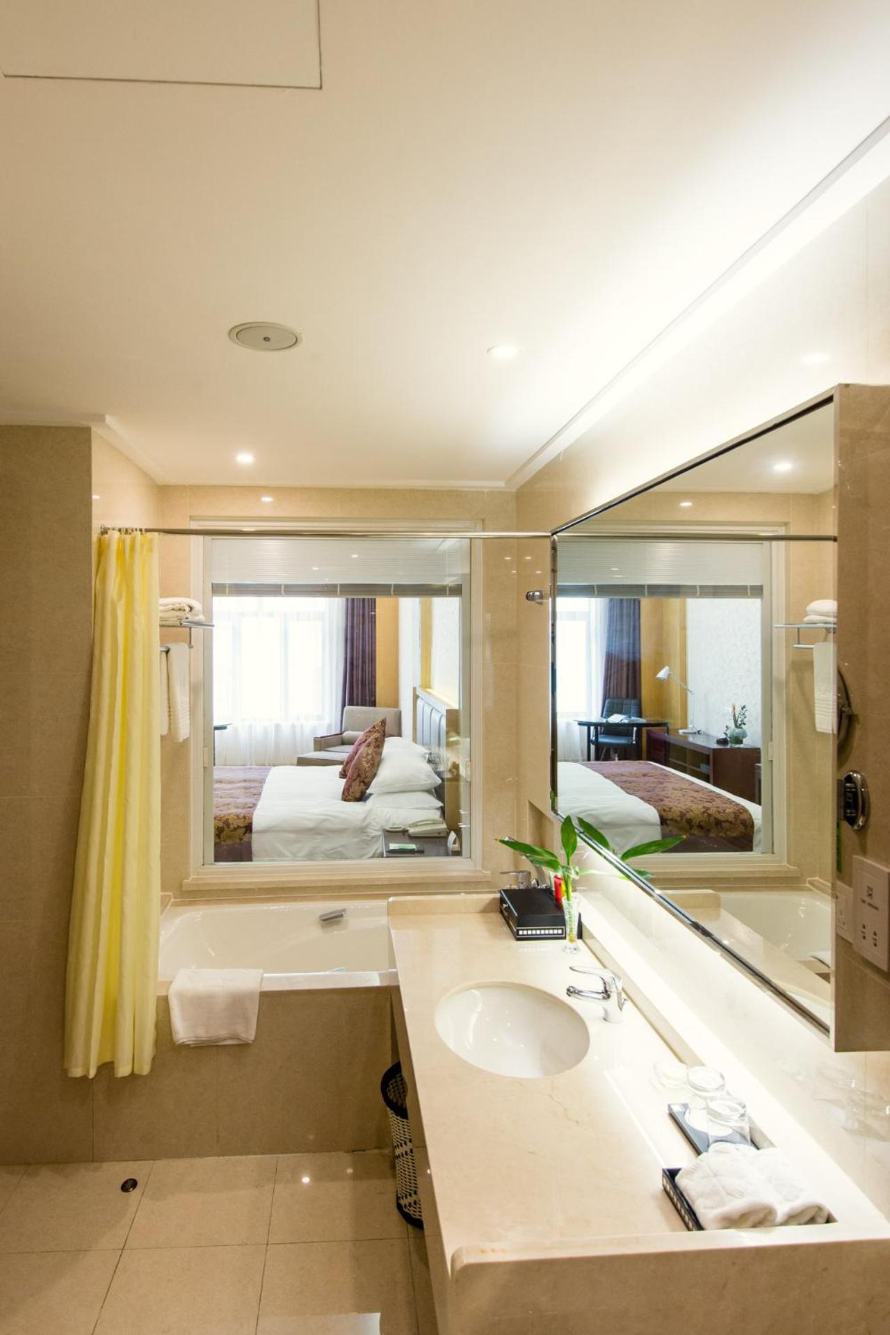 Executive Twin Room photo 2