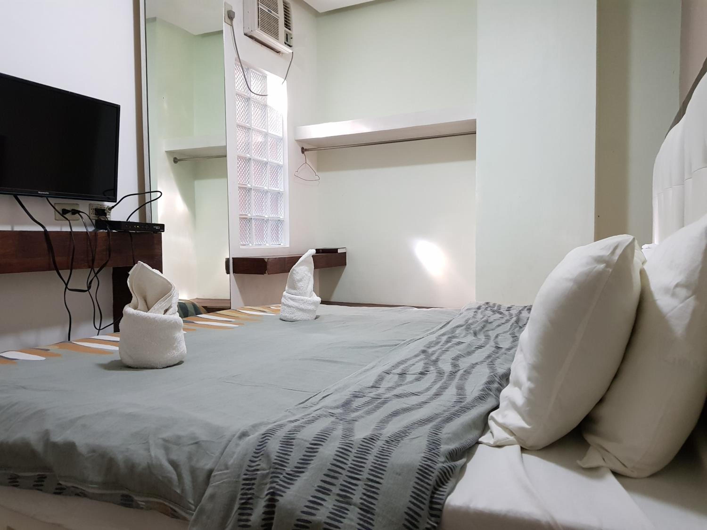 Double Room - Photo 2