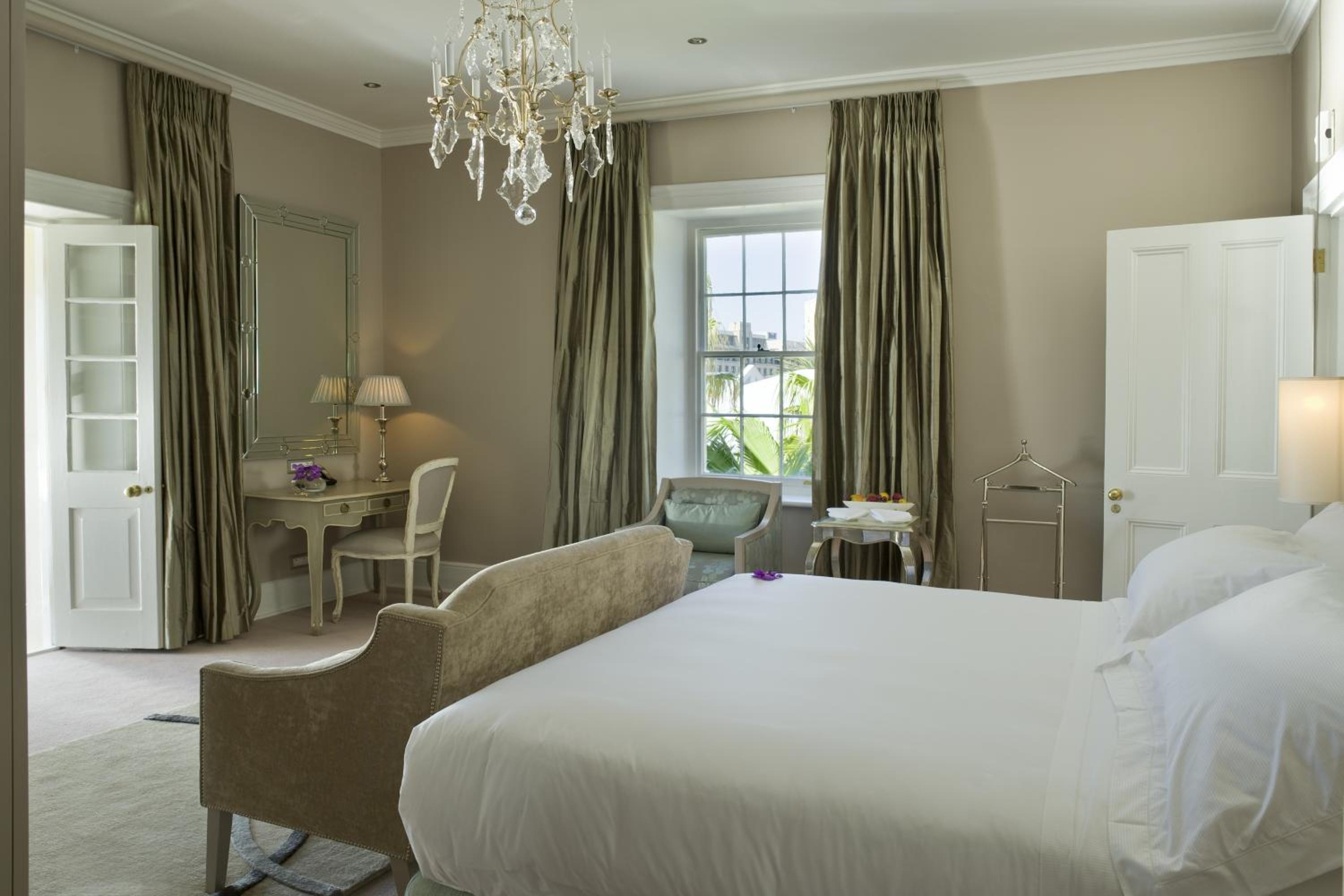 Luxury Double or Twin Room - Photo 9