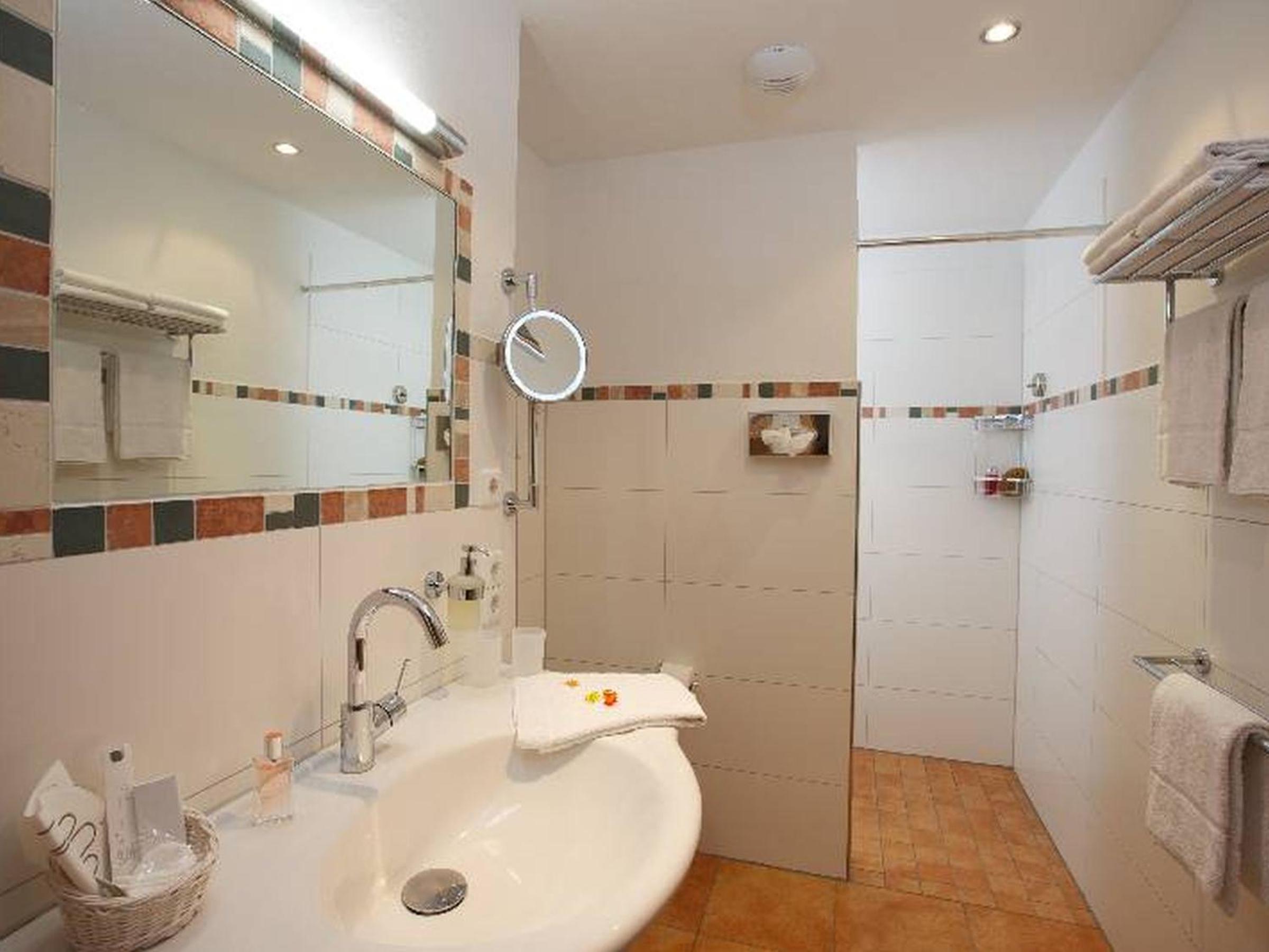 Two-Bedroom Apartment - Photo 11