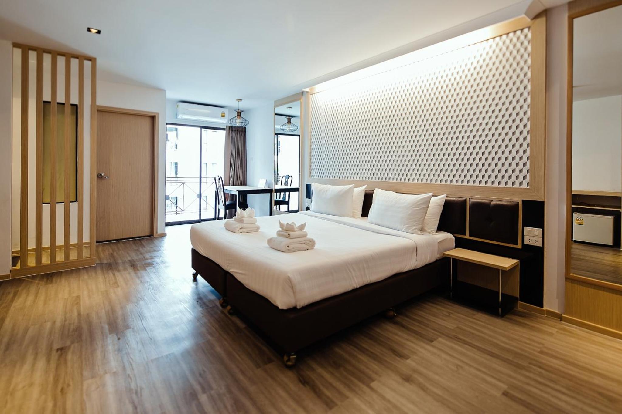 Junior Suite King Room