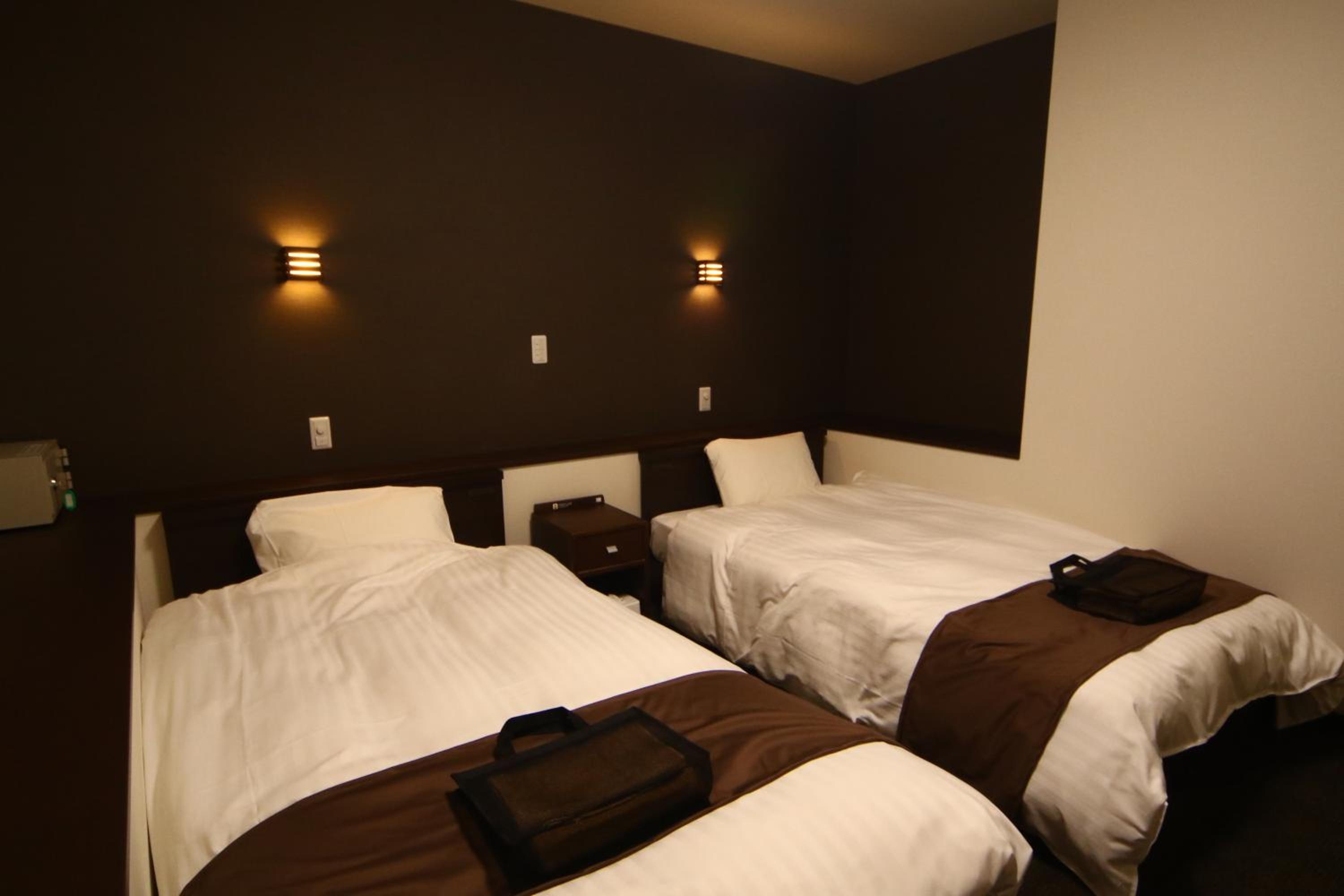 Standard Twin Room photo 2