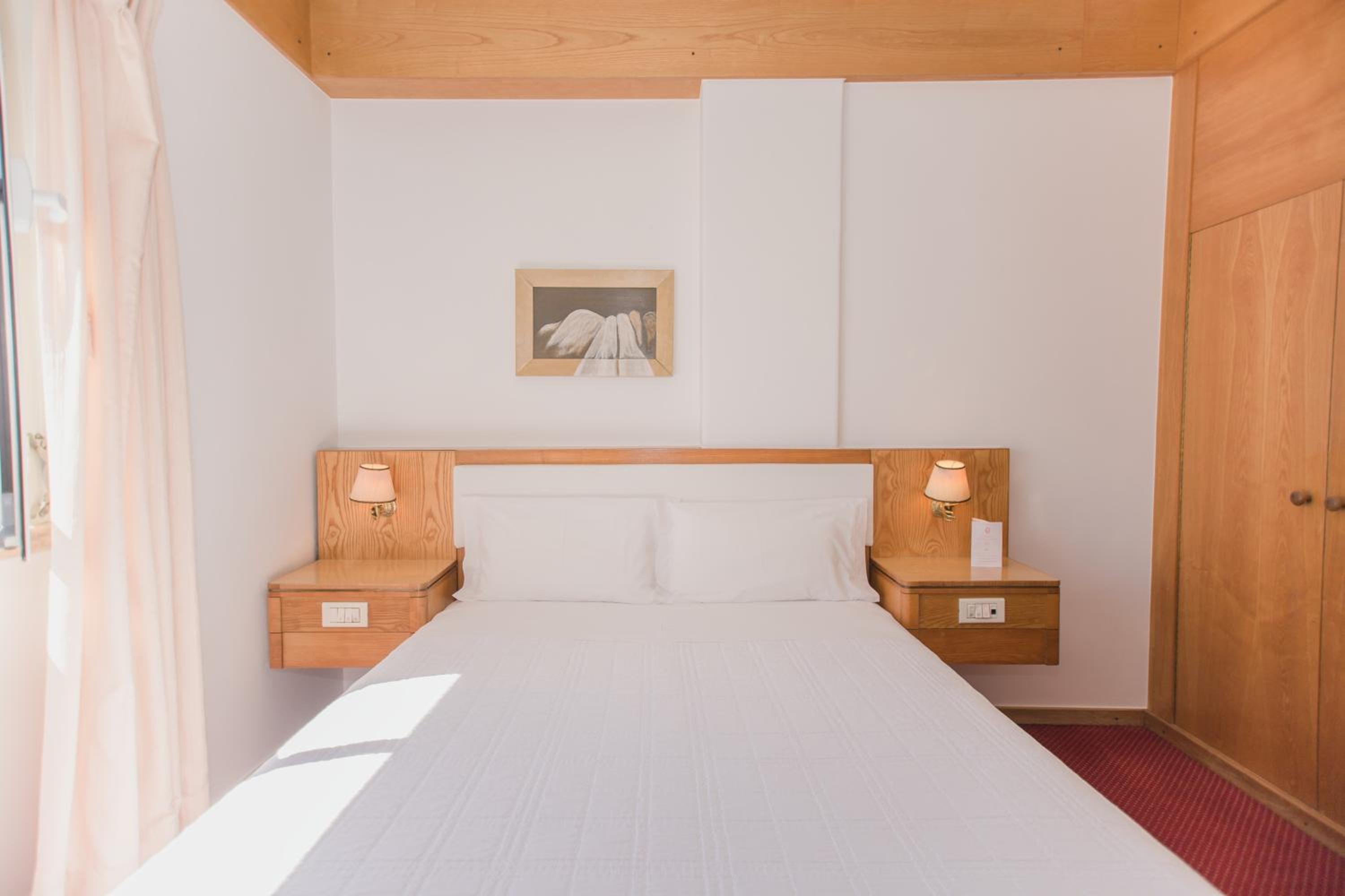 Double Room - Photo 3