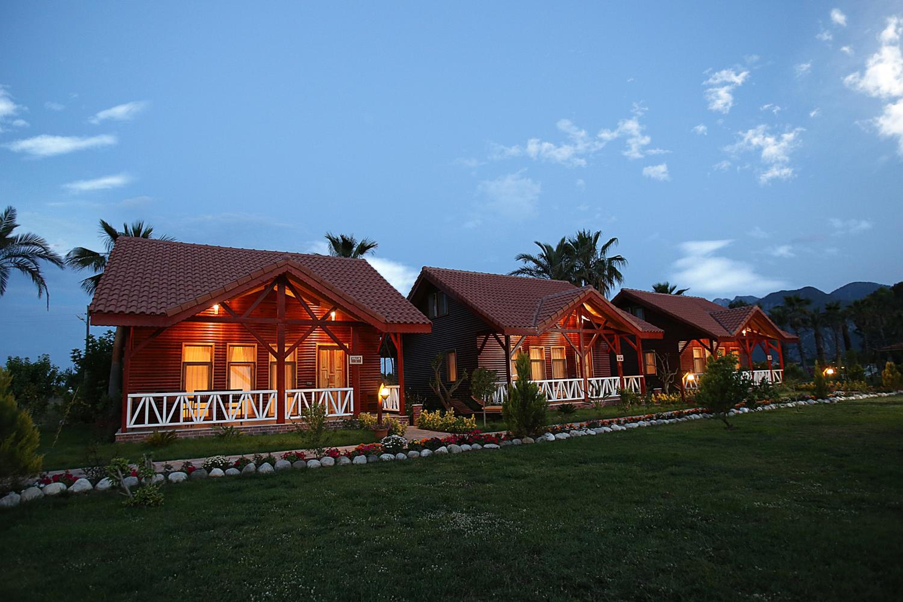 Villa with Garden View - Photo 2