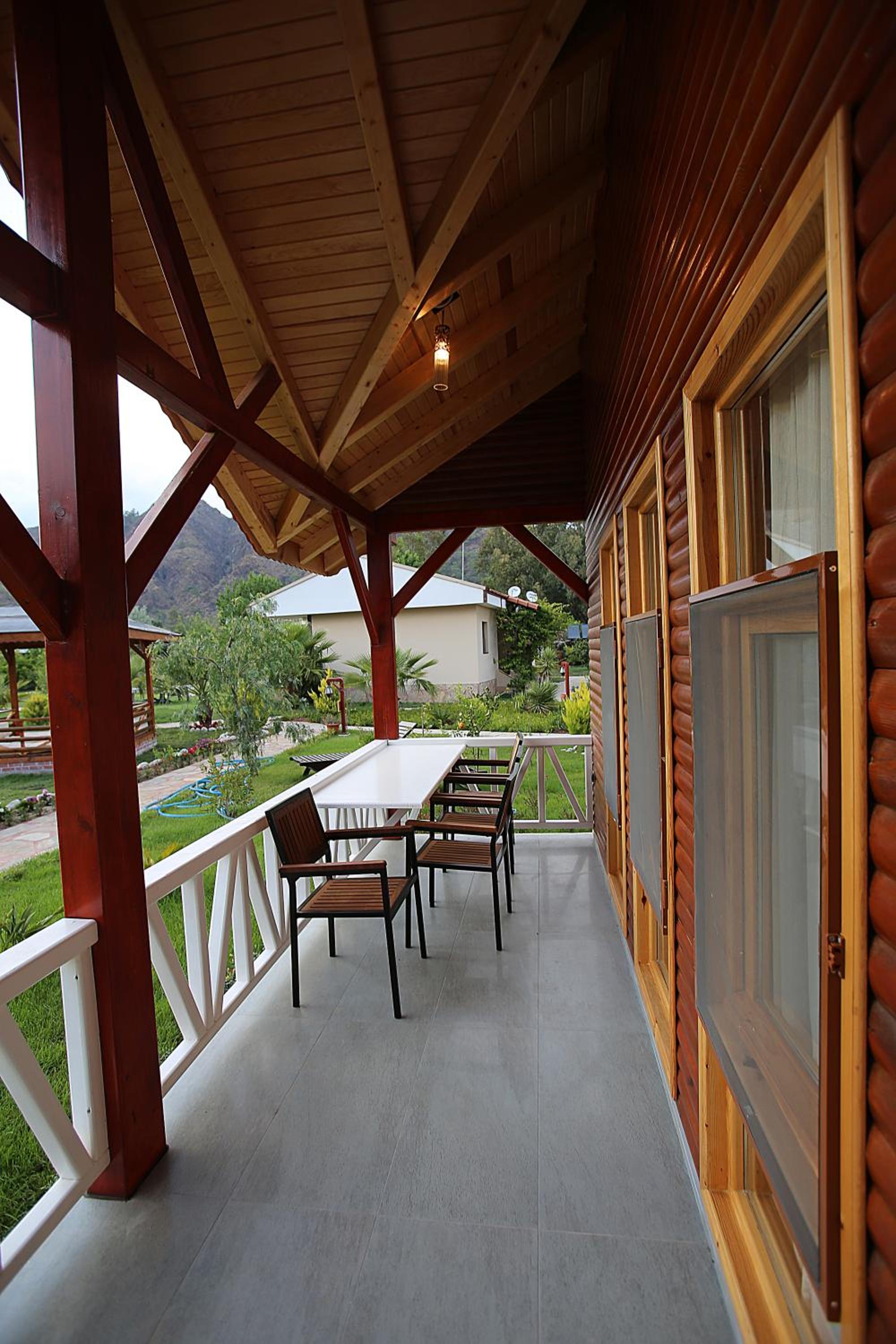 Villa with Garden View - Photo 6