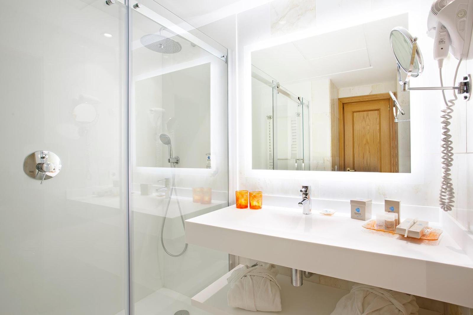 Twin Room (1 Adult) photo 2