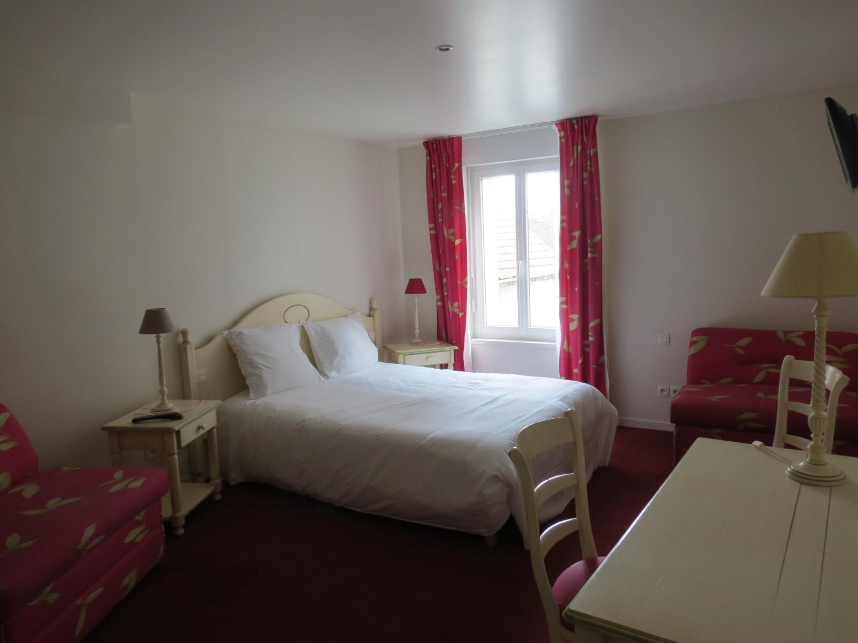 Double Room - Disability Access photo 2