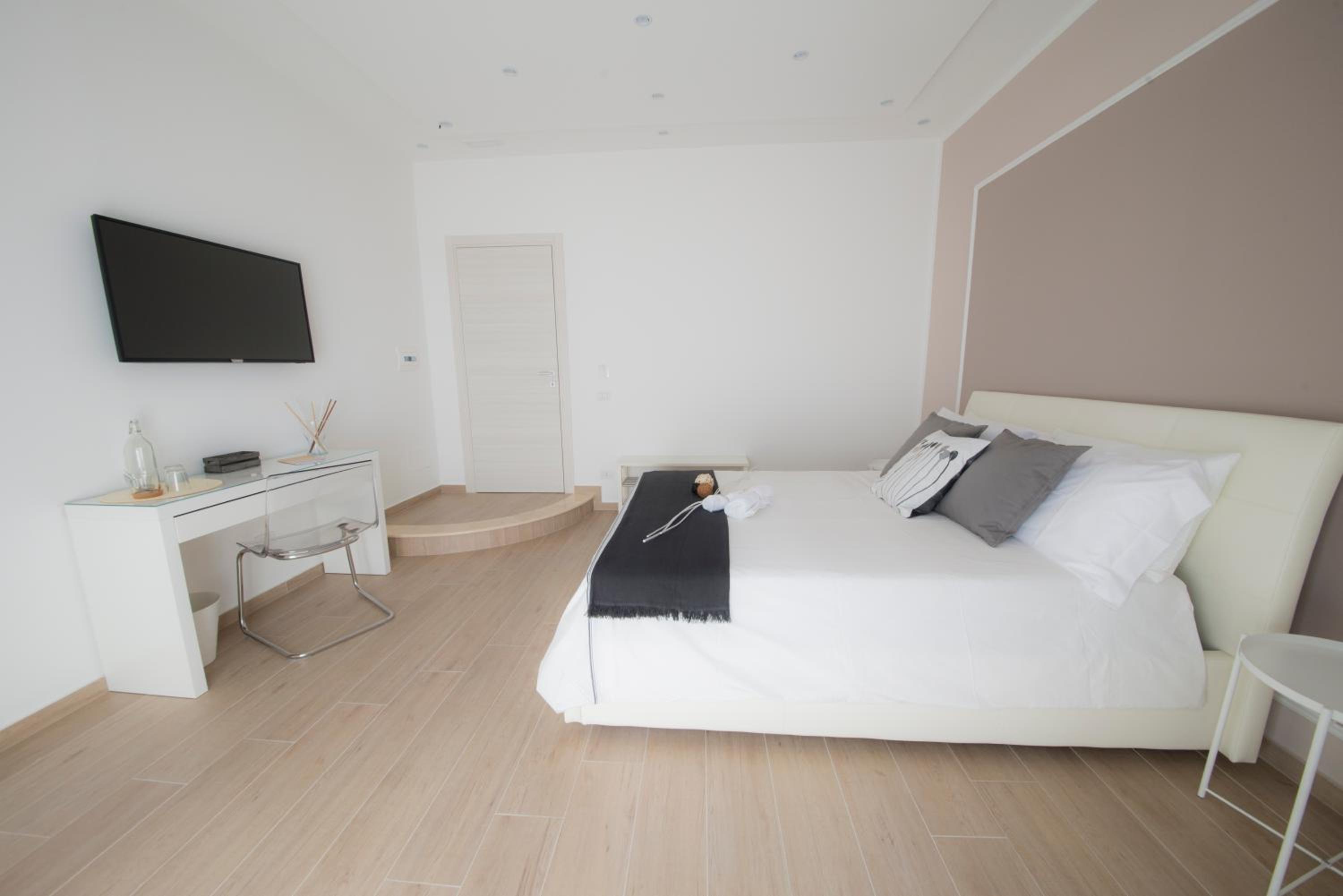 King Room with Sea View photo 2