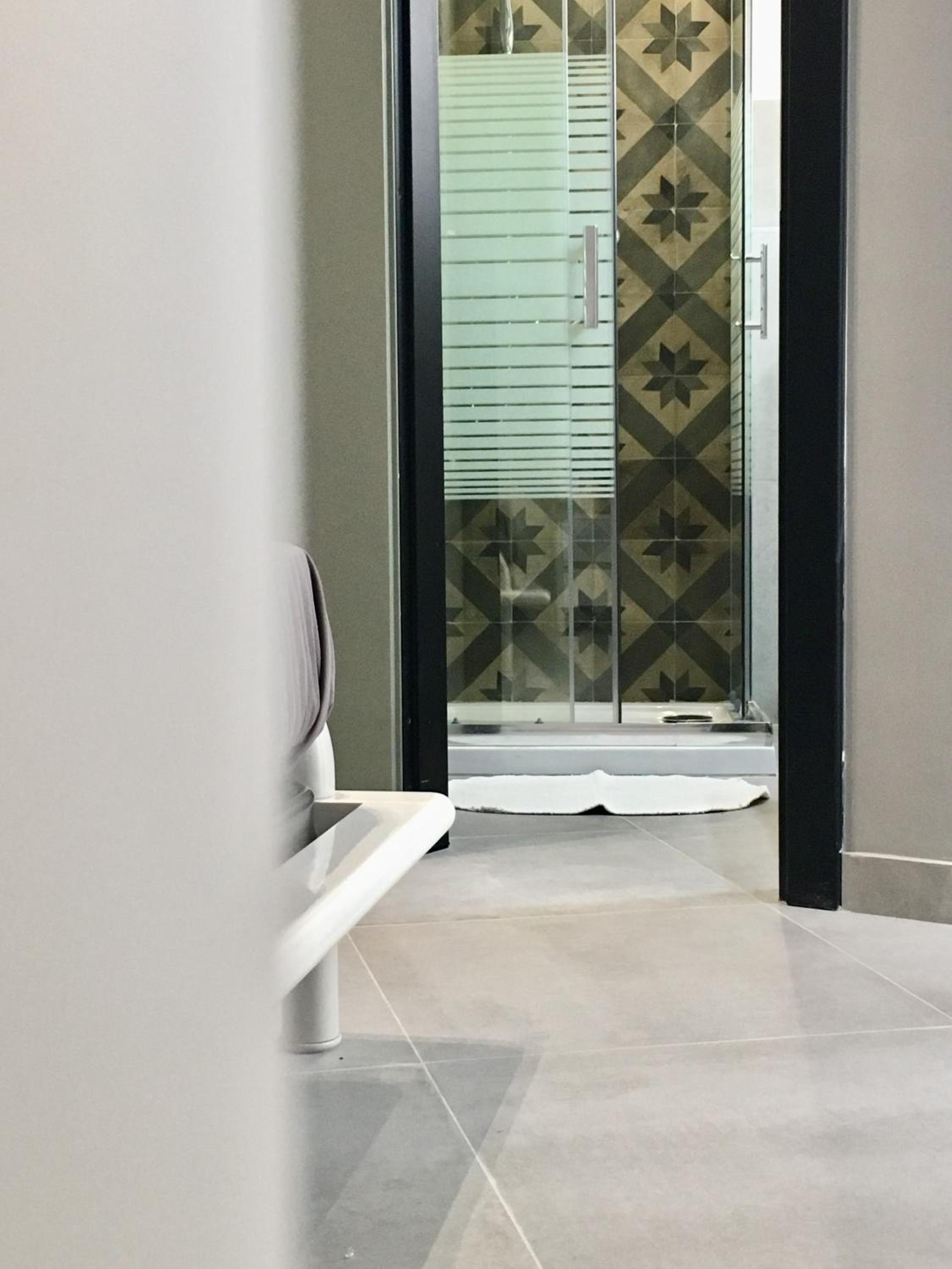 Double Room with Internal View - Photo 10