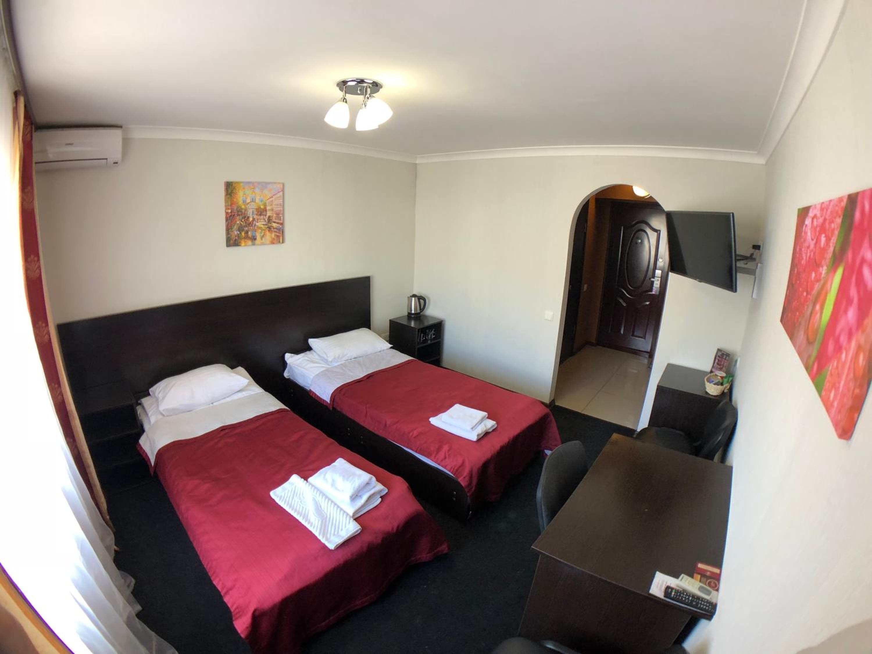 Comfort Twin Room - Photo 1