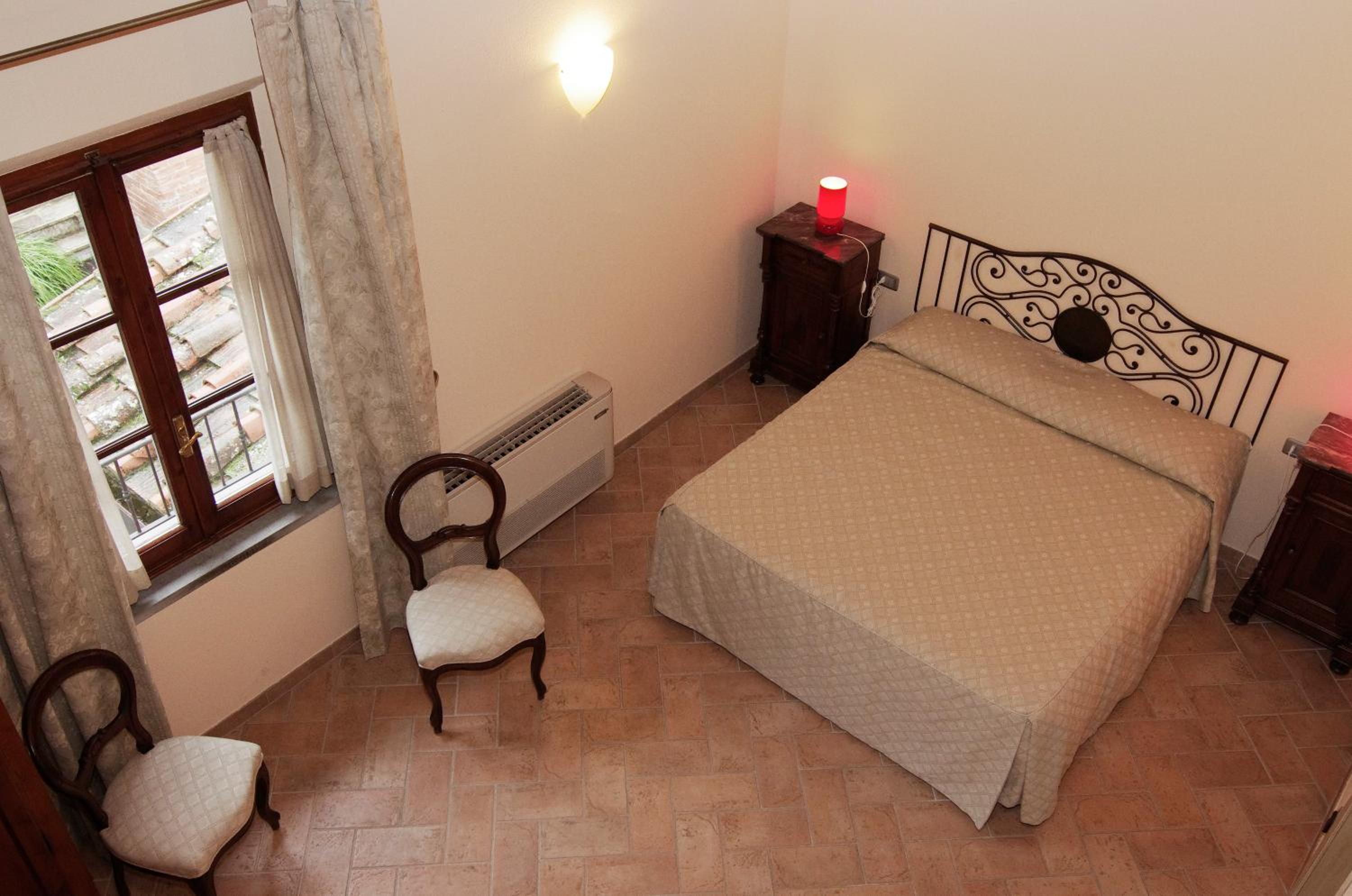 Deluxe Double or Twin Room photo 1