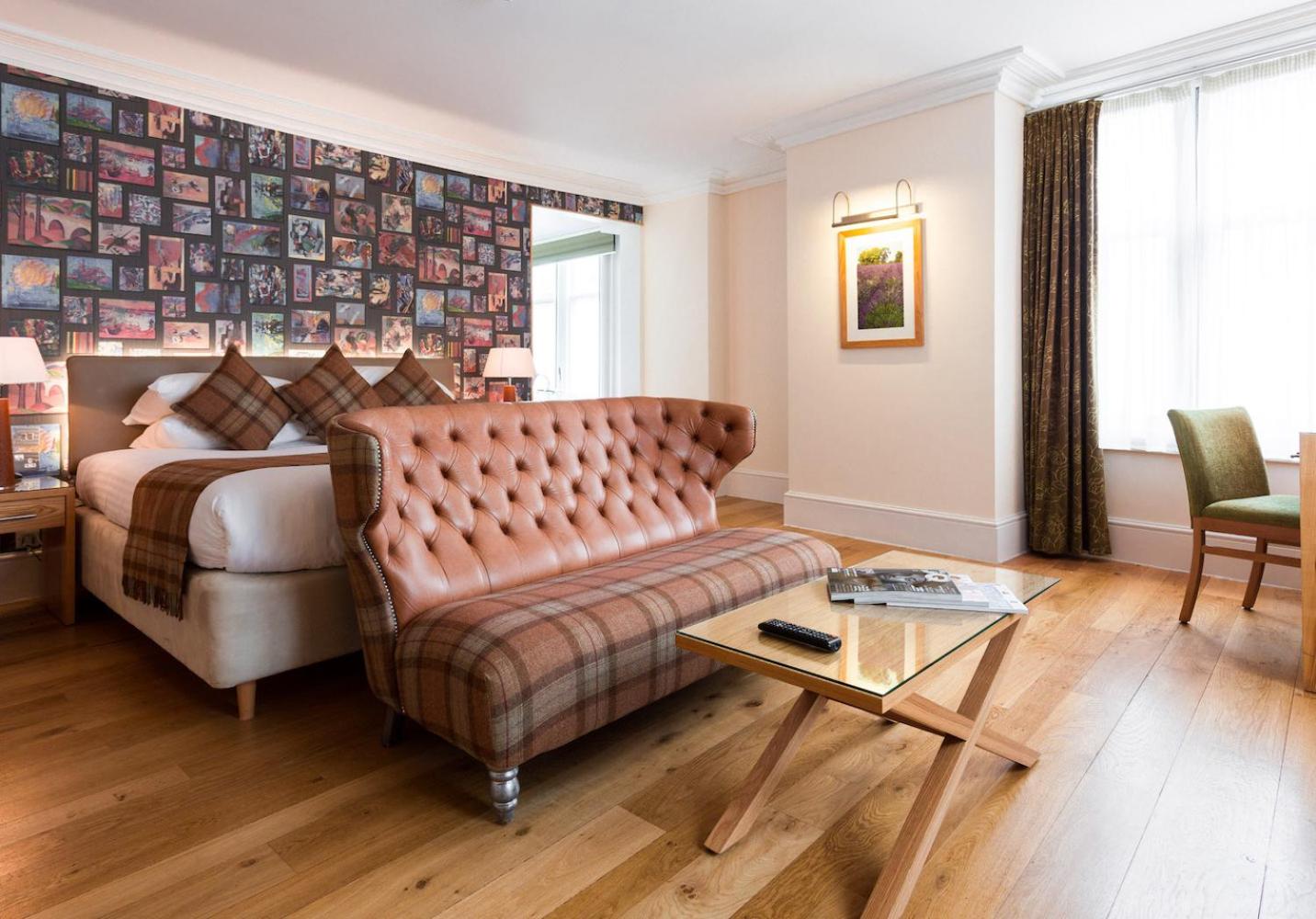 Luxury King Room - Photo 1