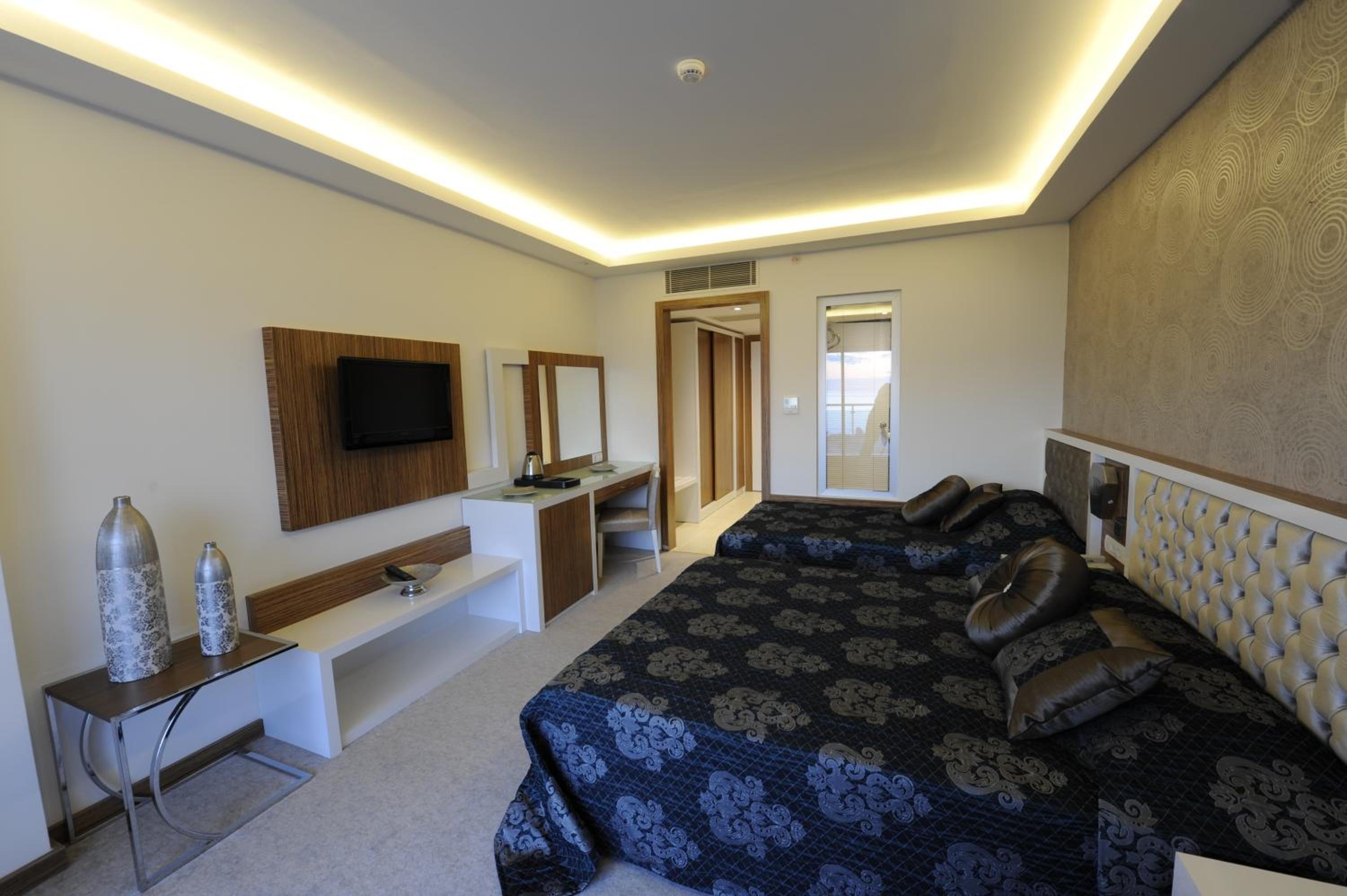 Standard Double or Twin Room with Balcony