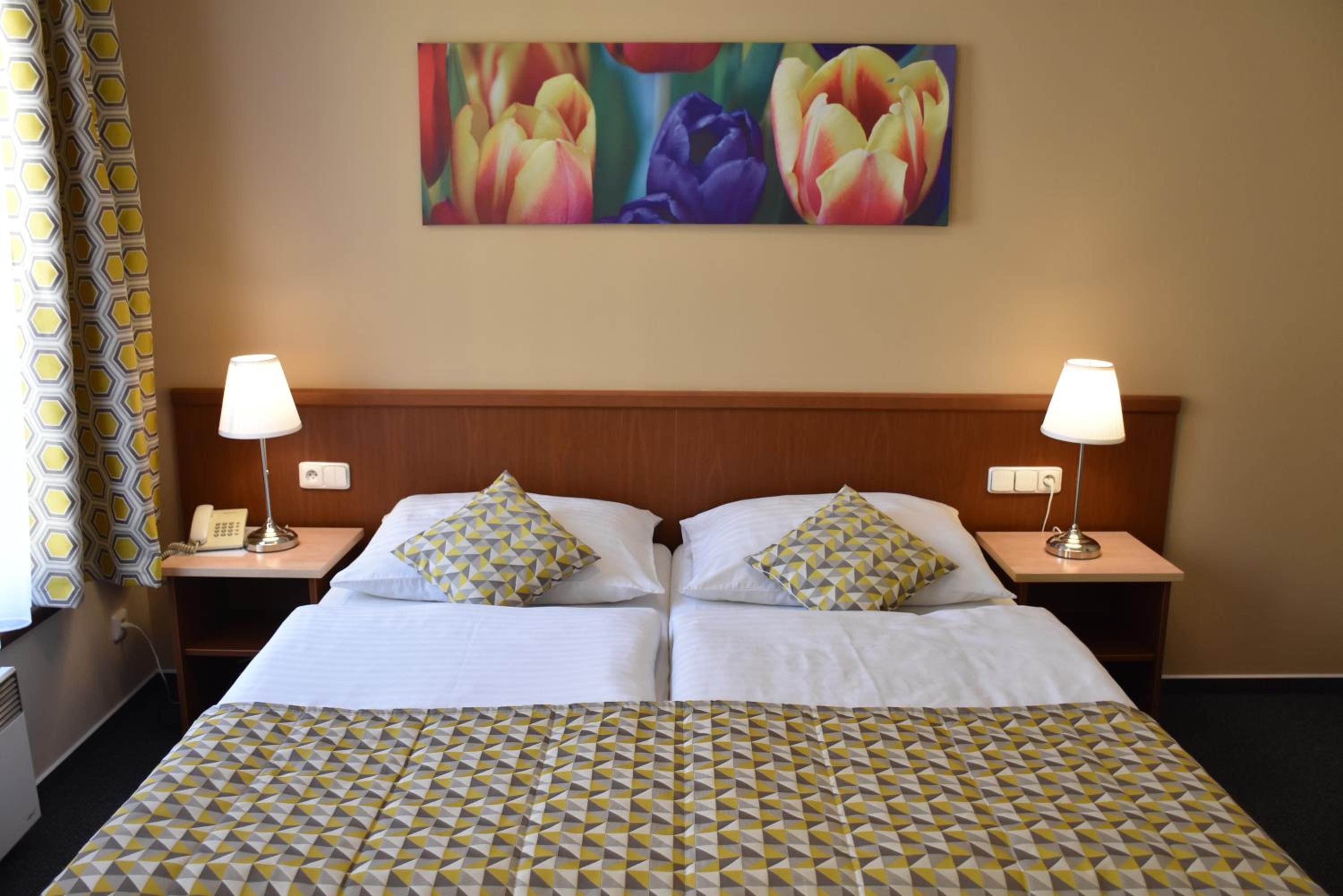 One-Bedroom Suite