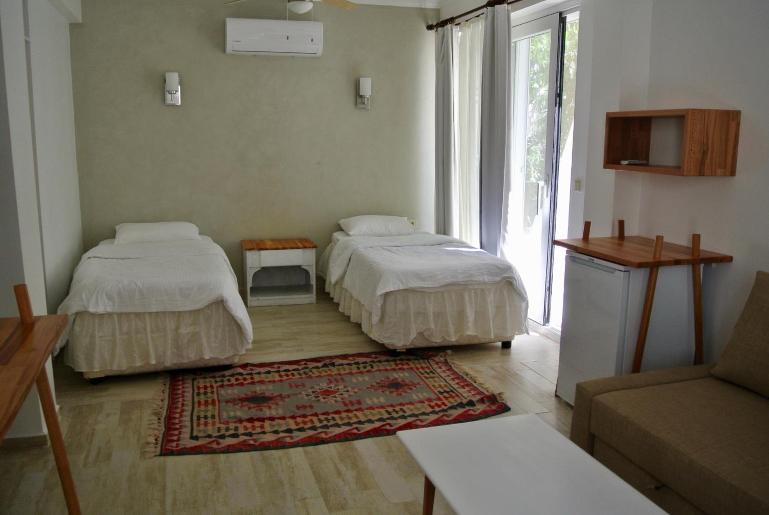 Deluxe Family Room - Photo 8