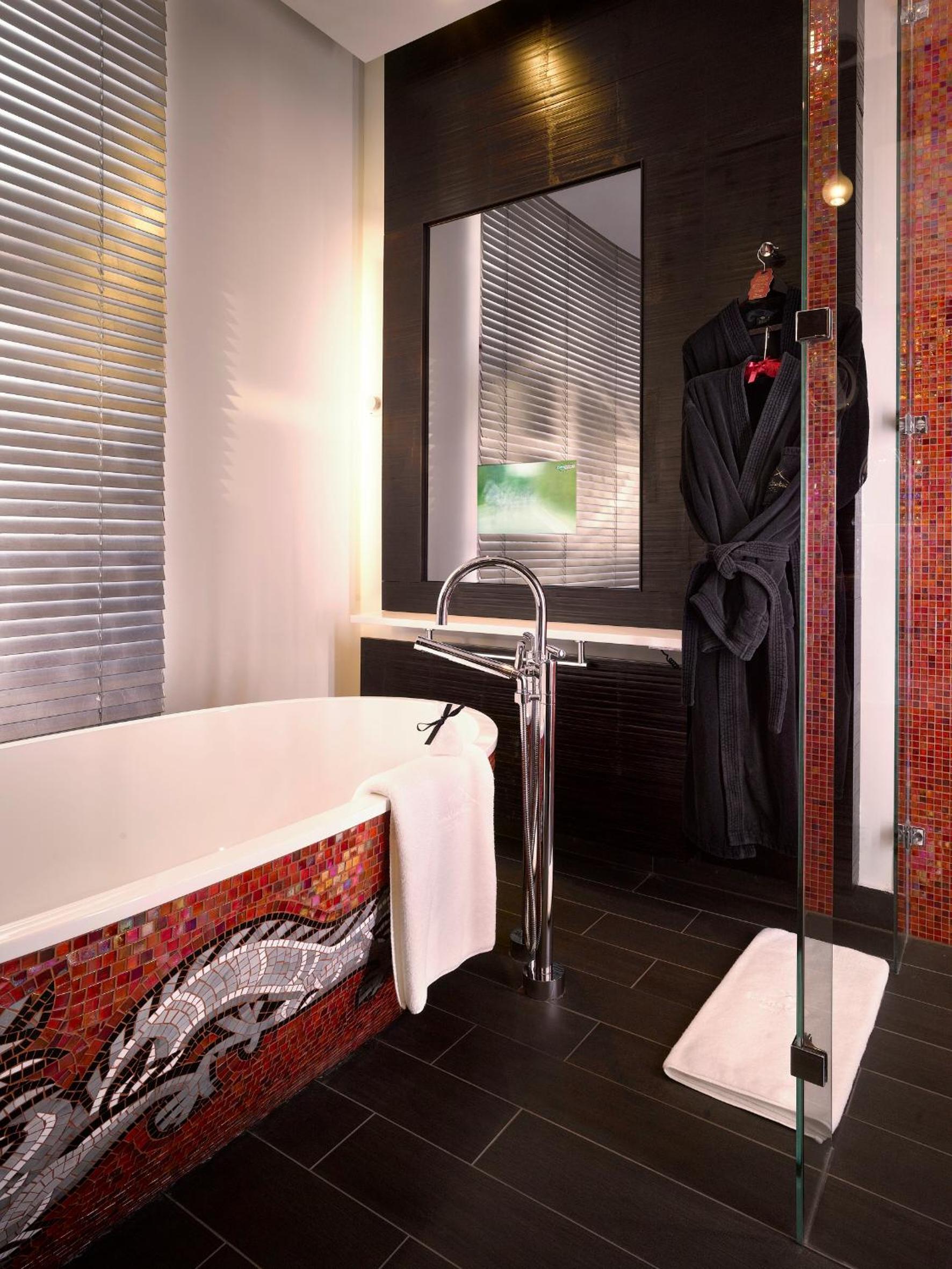 Luxury Premier Double Room (2 Adults)