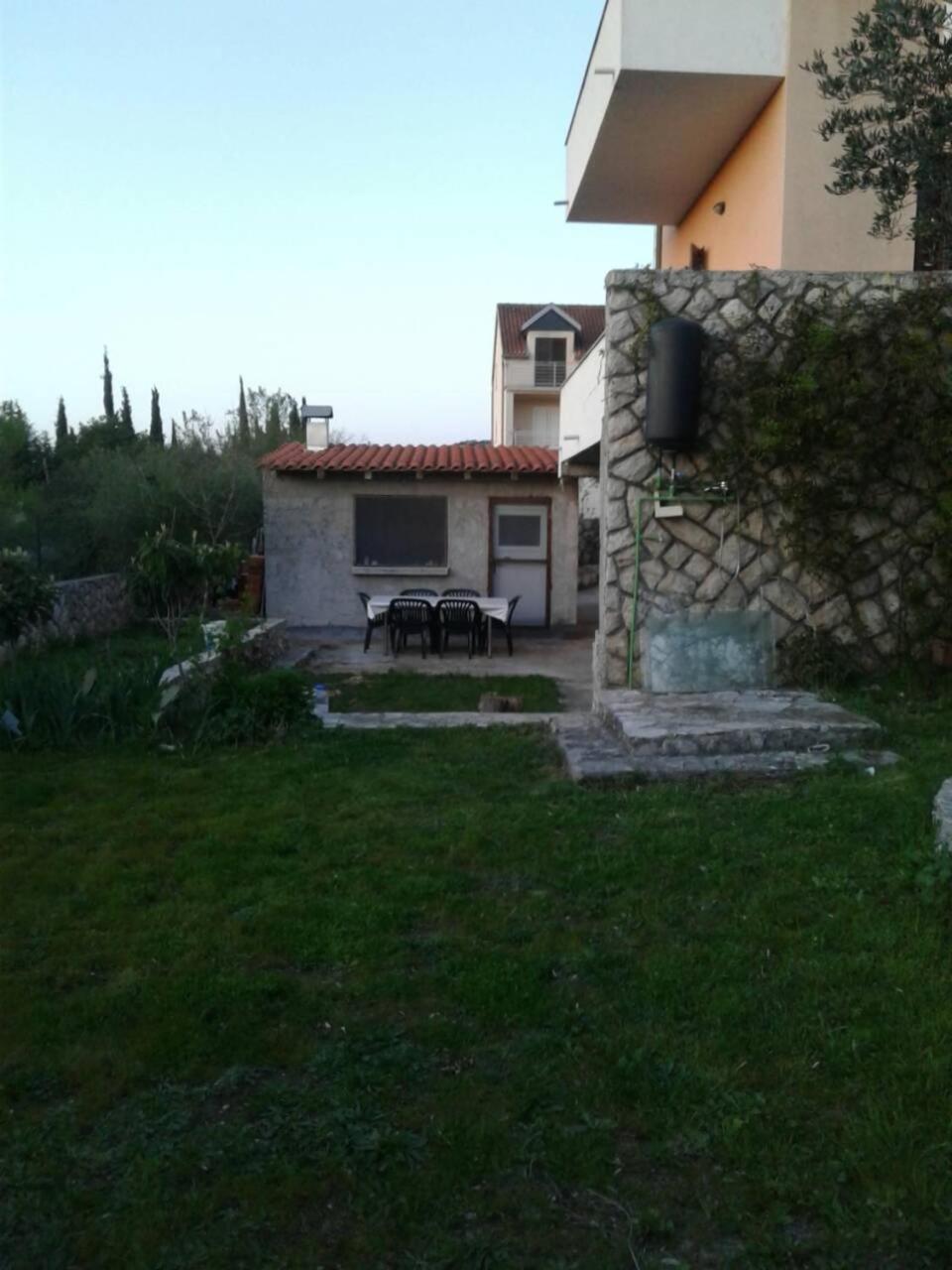 Apartment - Photo 3