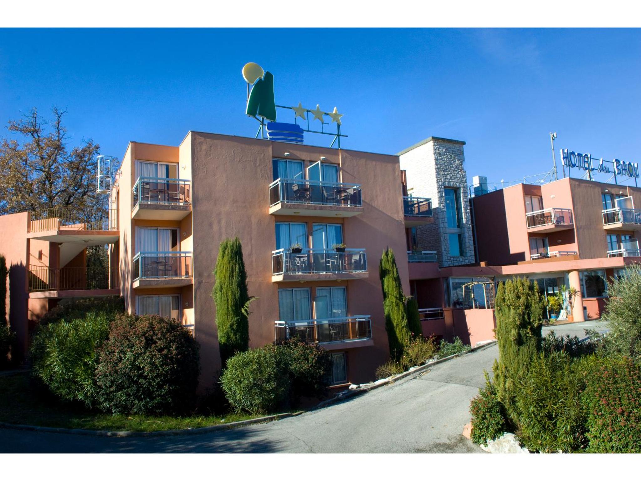 Standard Double with Balcony - Photo 2