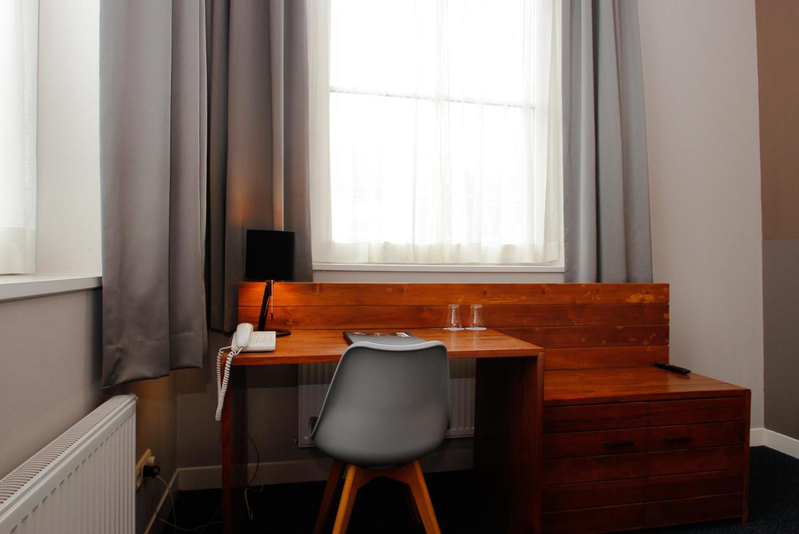 Double Room - Photo 4